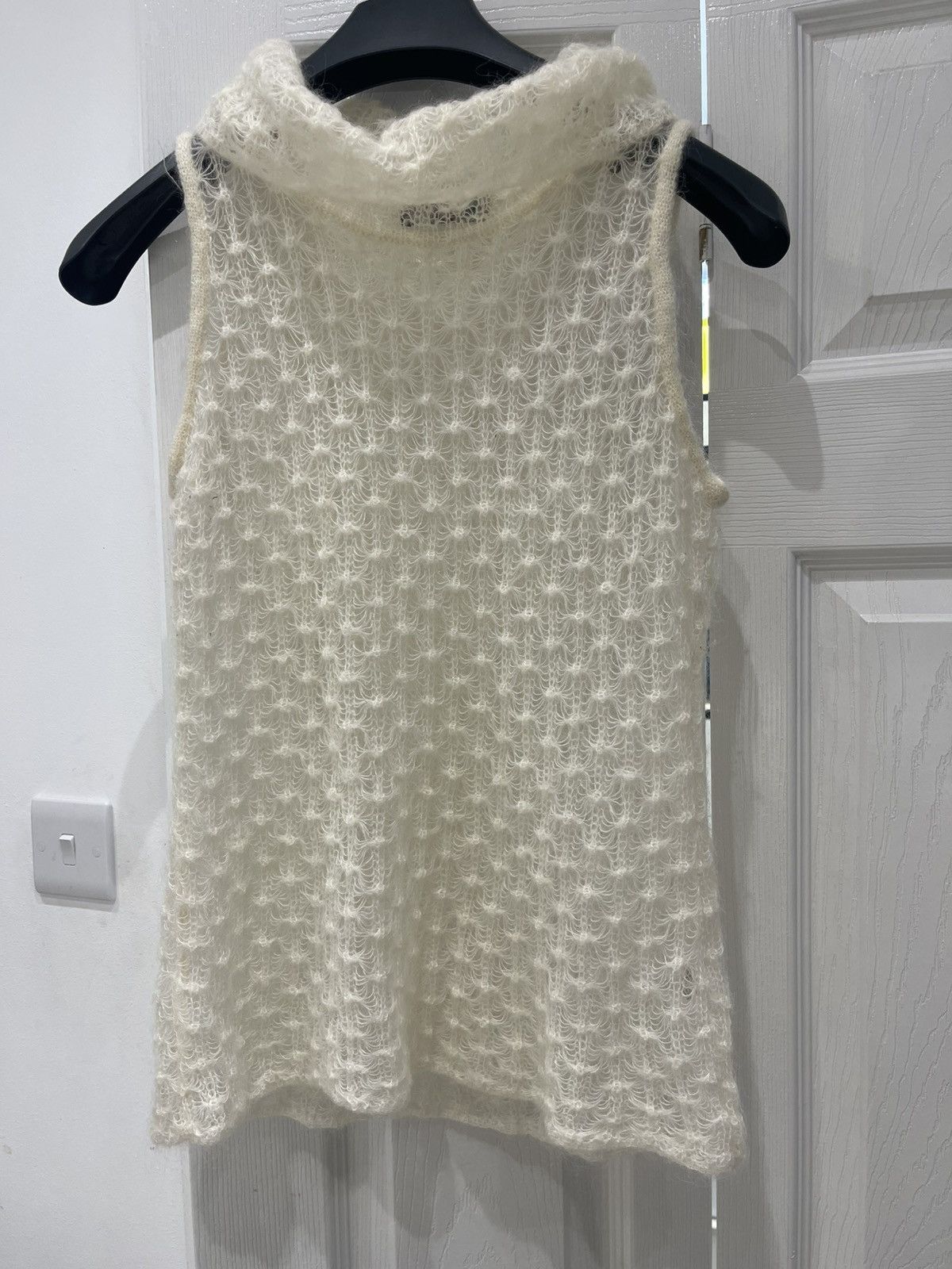 Versace Versace IT 44 (UK 12) Mohair-Blend Open-Knit Sleeveless Top Size M / US 6-8 / IT 42-44 - 1 Thumbnail