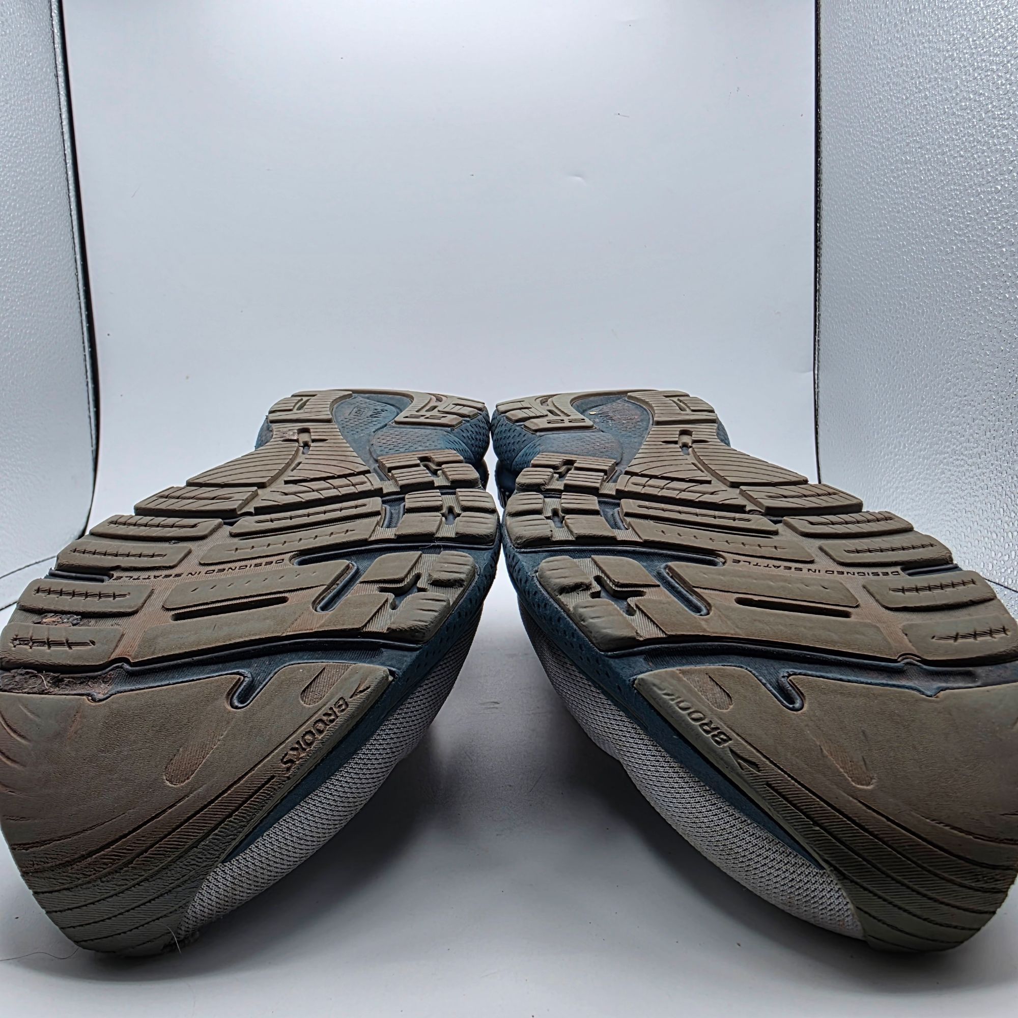 Brooks Brooks Adrenaline GTS 22 Mens Size 13 Gray Arctic Red Athlet Size US 13 / EU 46 - 11 Thumbnail
