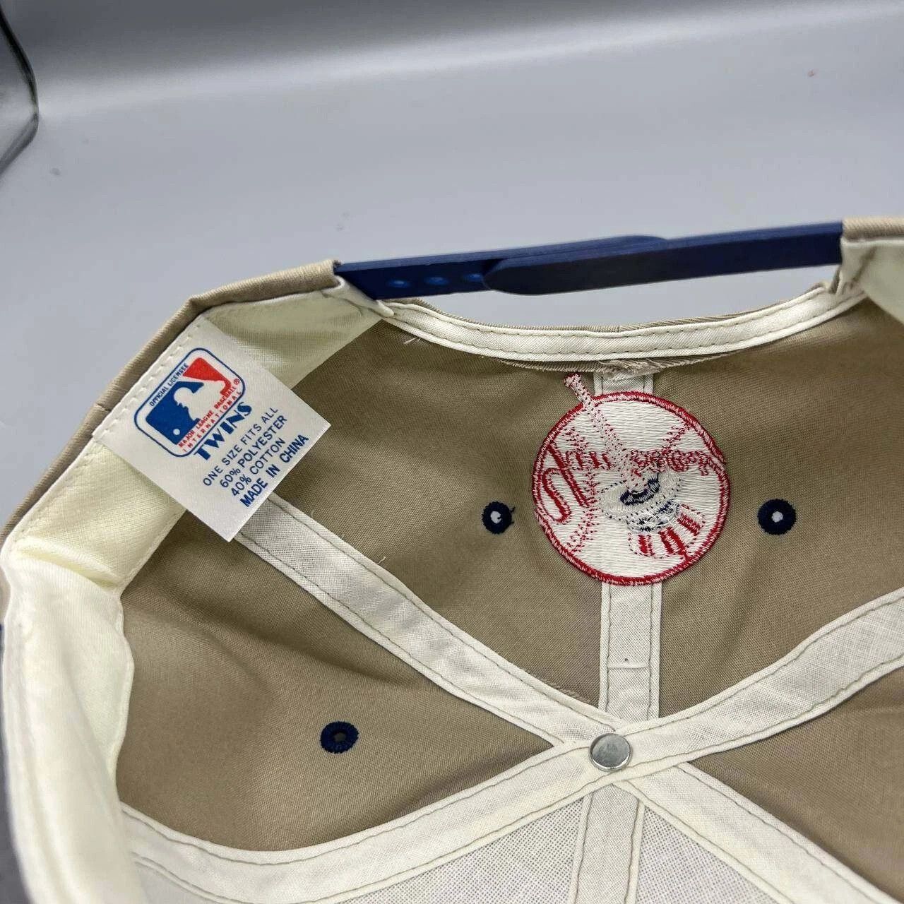 Twins Enterprise Inc. × Vintage New York Yankees Hat Men Twins Enterprise MLB Snap Back Cap Size ONE SIZE - 4 Thumbnail