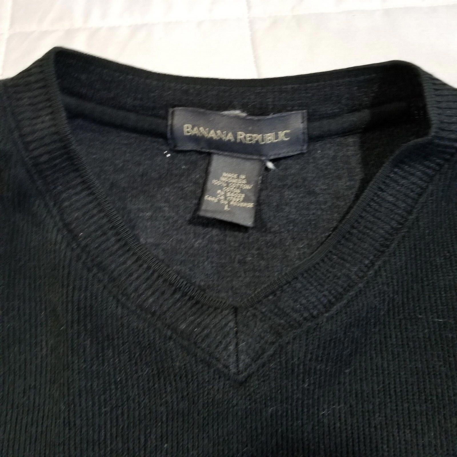 Banana Republic Banana Republic Large Black Sweater V Neck - Fast Shipping Size US L / EU 52-54 / 3 - 5 Thumbnail