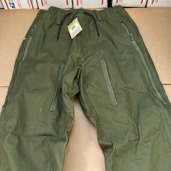 Errolson Hugh Errolson Hugh NikeLab ACG Deply Cargo Pants S Size US 32 / EU 48 - 3 Thumbnail