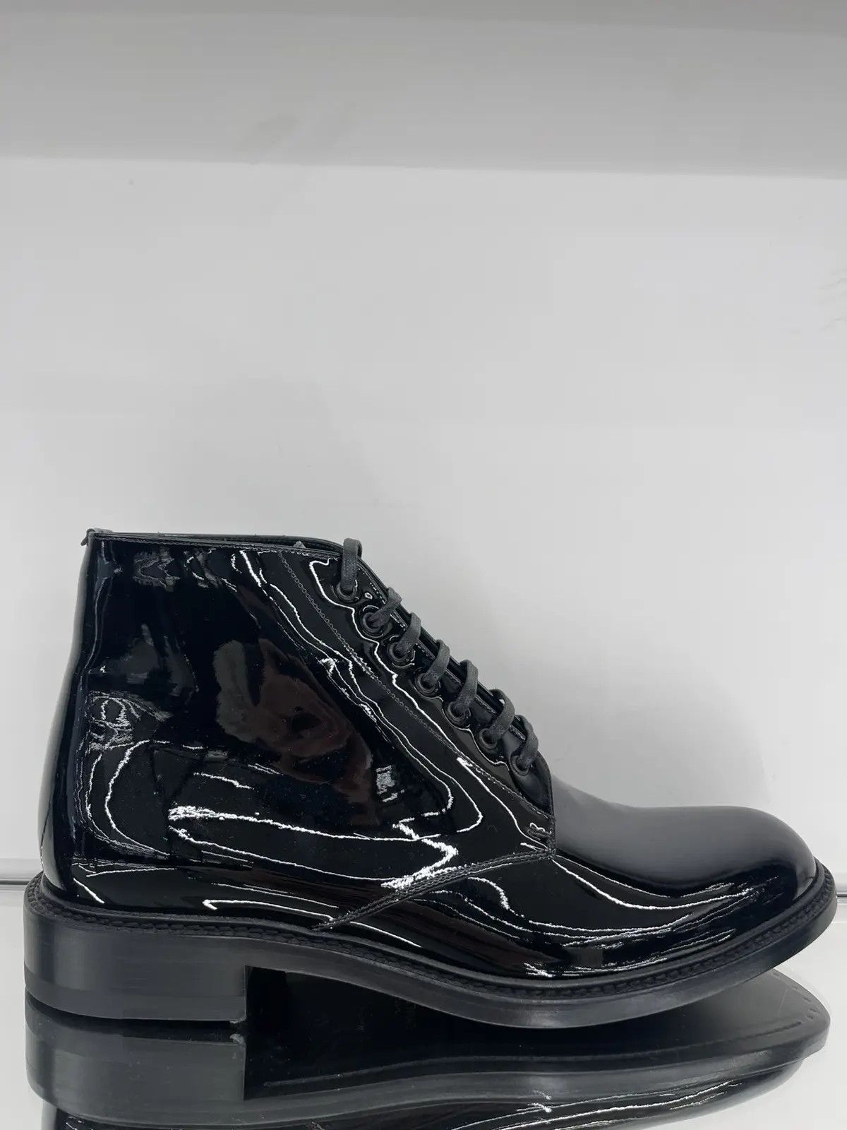 Saint Laurent Paris Saint Laurent Army Boots Patent Leather Size US 9 / EU 42 - 1 Thumbnail