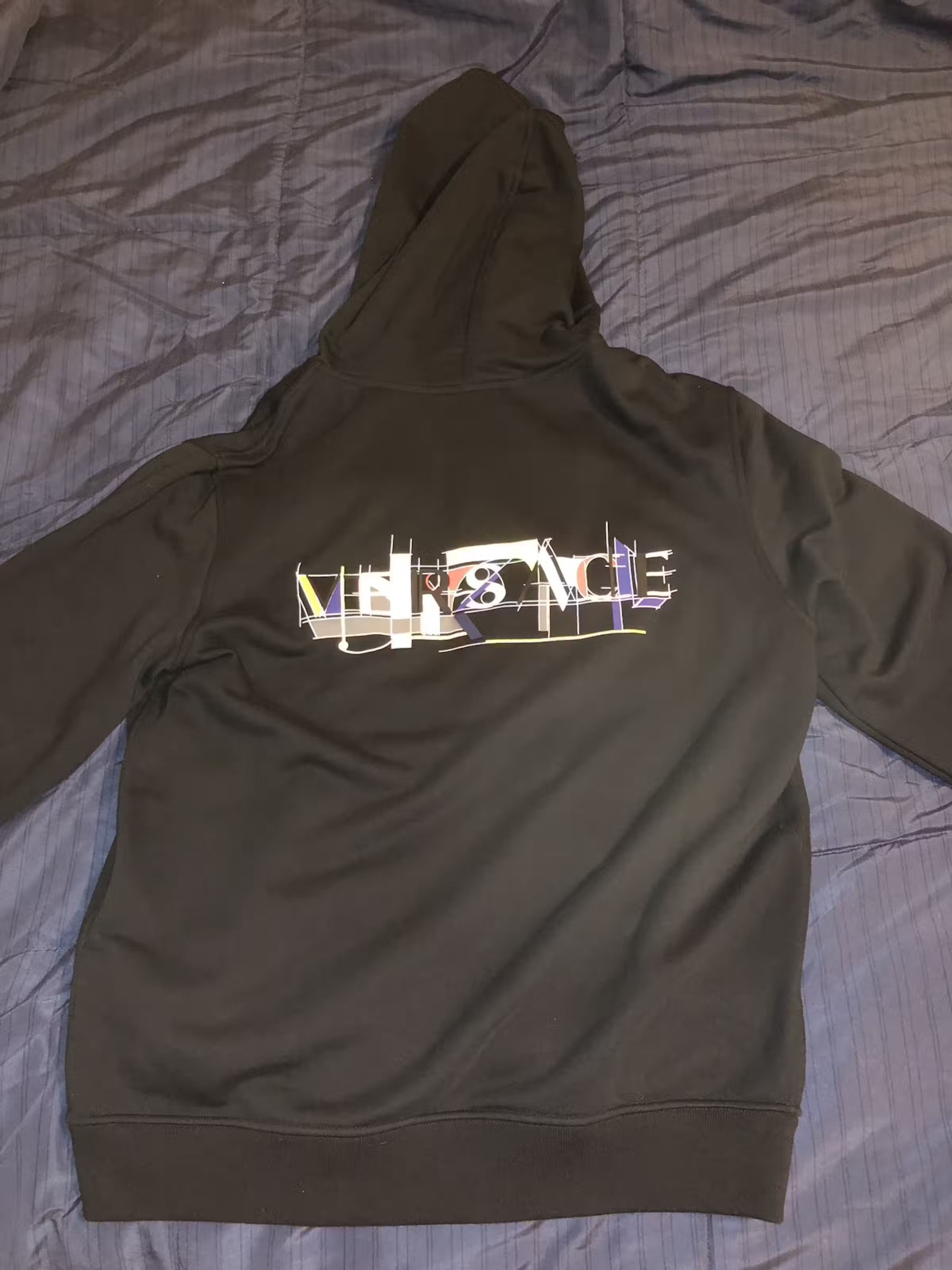 Versace Versace Geometric Logo Hoodie Size US L / EU 52-54 / 3 - 7 Thumbnail