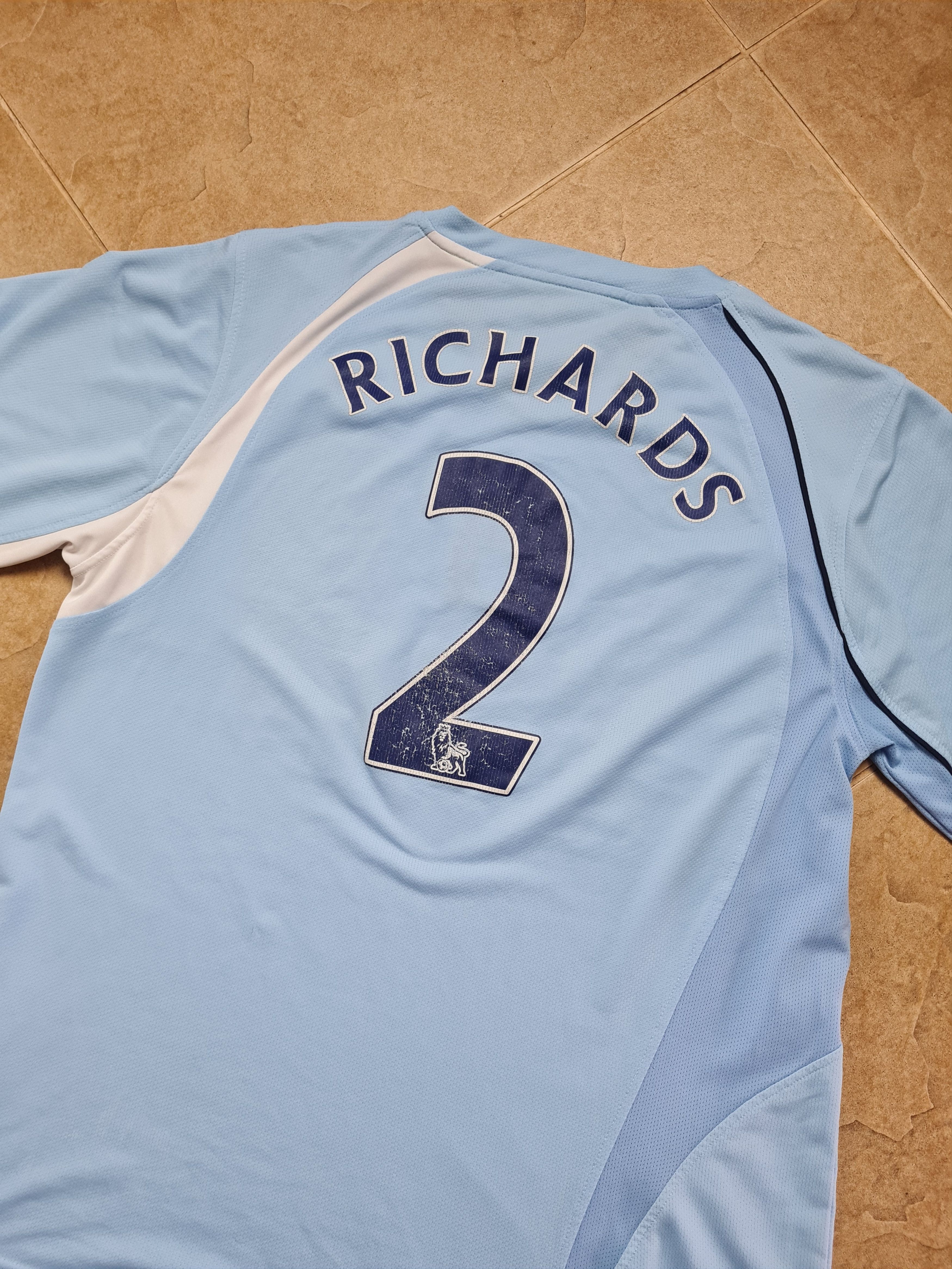 Le Coq Sportif Manchester City 08/09 #2 Richards Le Coq Sportif Thomas Cook Size US XL / EU 56 / 4 - 24 Thumbnail