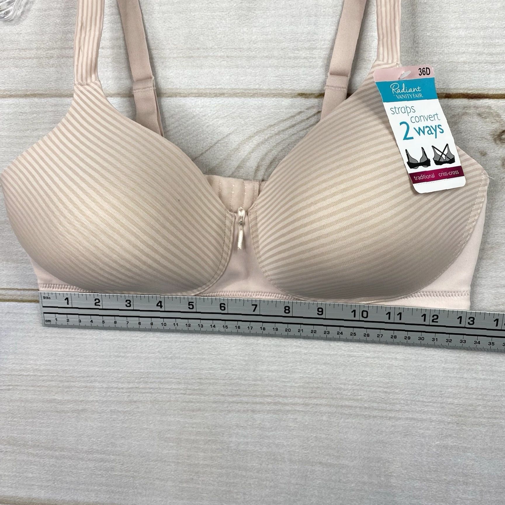 Vintage Vanity Fair Radiant Bra 36D Beige Striped Straps Convertible NWT Underwired Nylon Spandex Multiway Back Closure Fashion Women Size ONE SIZE - 4 Thumbnail