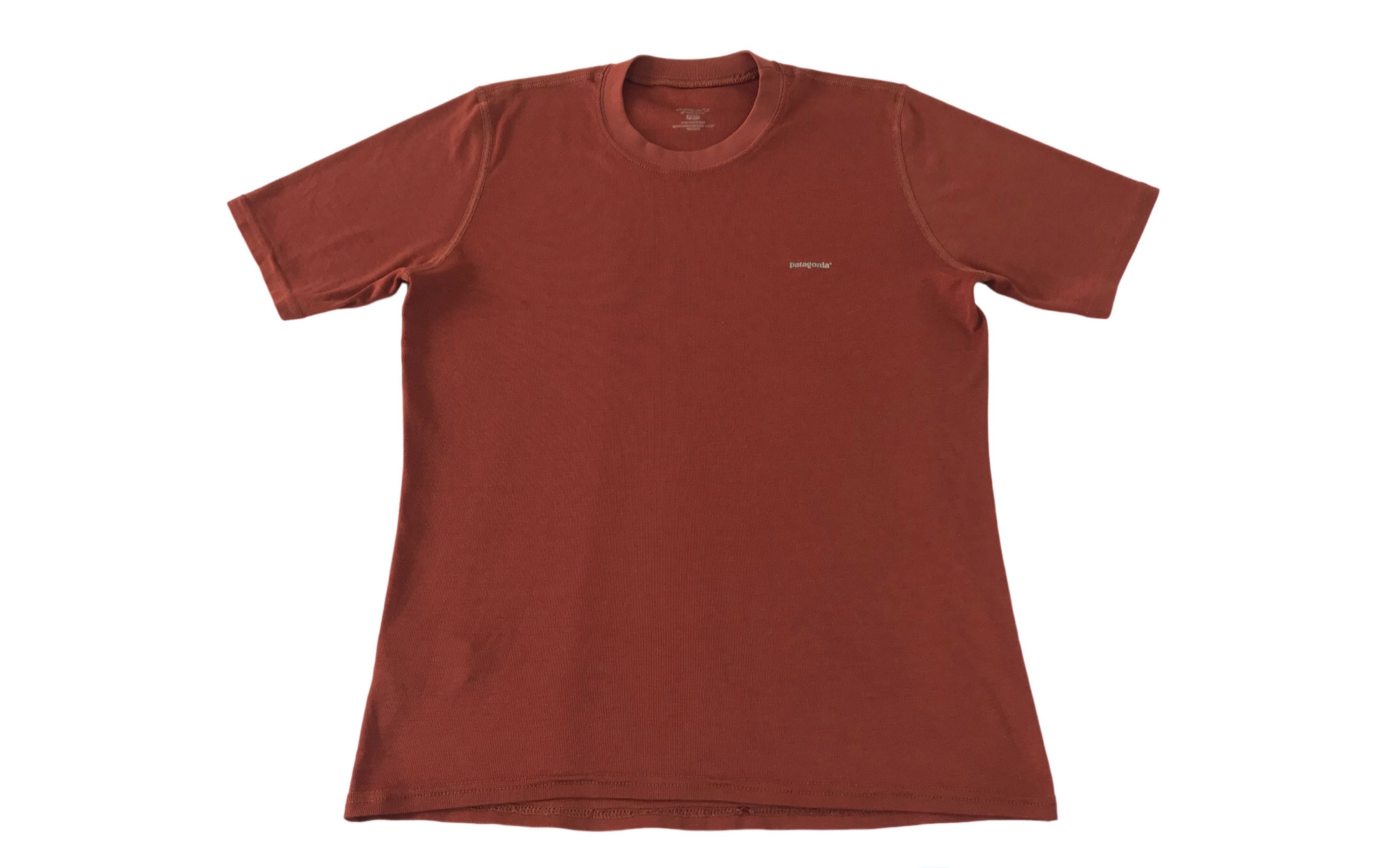 Patagonia 90s Patagonia Plain Printed Tee Outdoor Brand Size US S / EU 44-46 / 1 - 1 Thumbnail