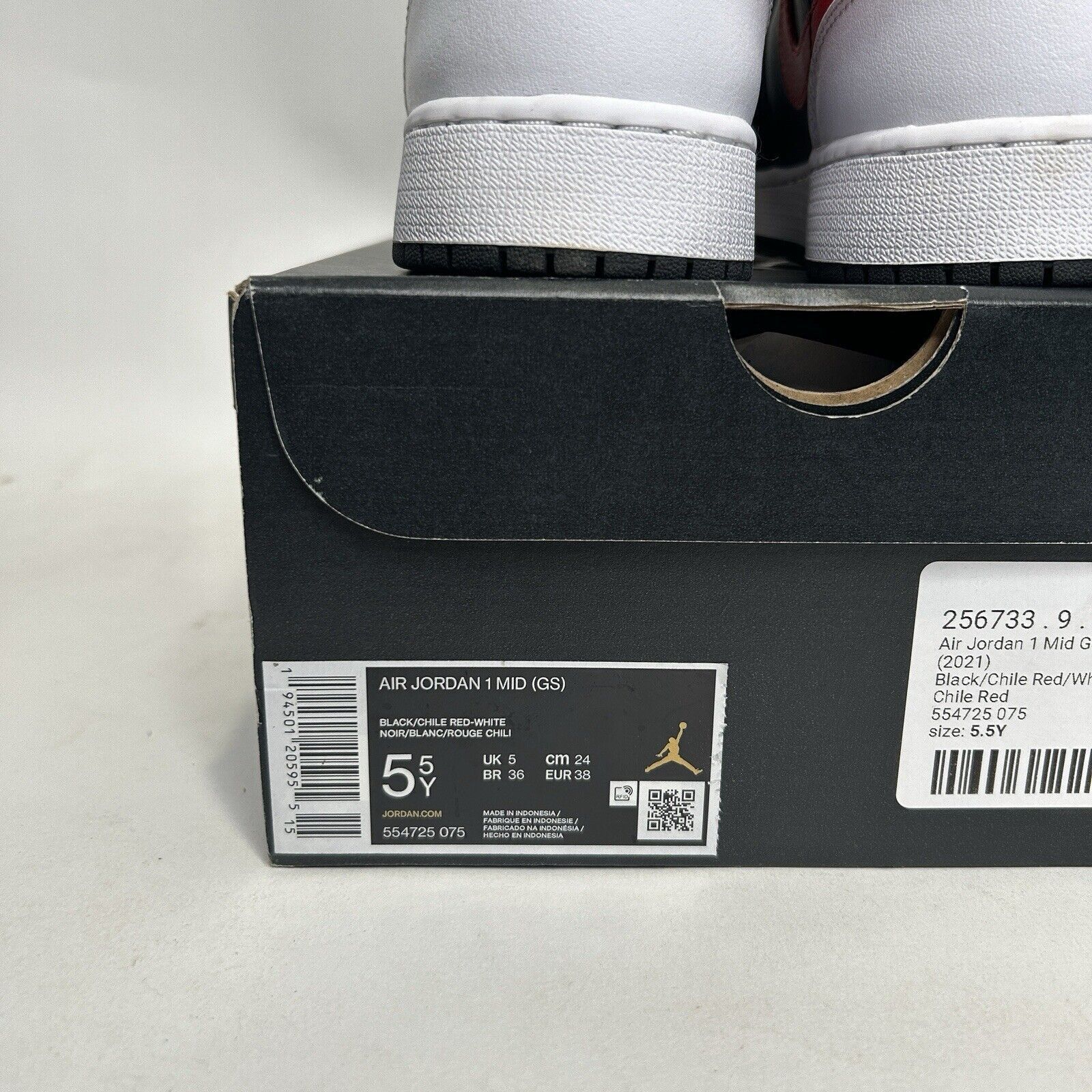 Nike Nike Air Jordan 1 Mid GS “Chile Red” 2024 Size US 7 / IT 37 - 5 Thumbnail