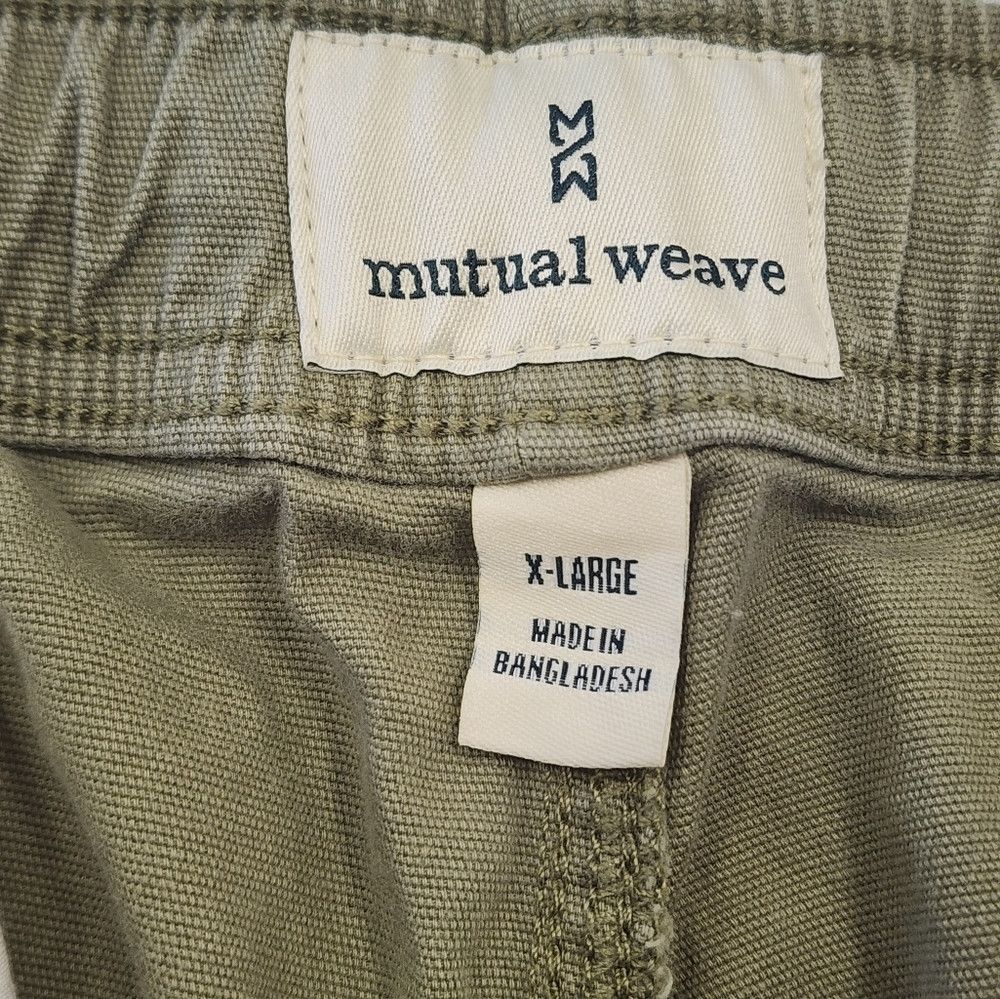 Shorty's Skateboards Mutual Waves Green Khaki Shorts Elastic Waist Drawstring XL Size US 38 / EU 54 - 2 Thumbnail