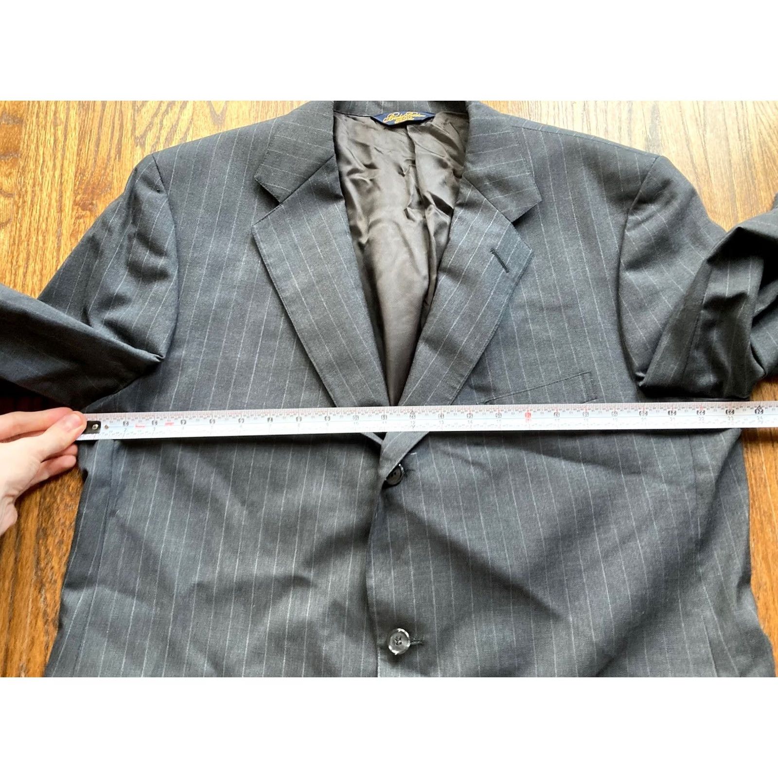 Brooks Brothers VINTAGE Brooks Brothers 2 Piece Suit Pinstripe Mens Size 45R Jacket 36x30 Wool Gray Regular Single-Breasted 3-Button Notch Lapel Size 48R - 6 Thumbnail
