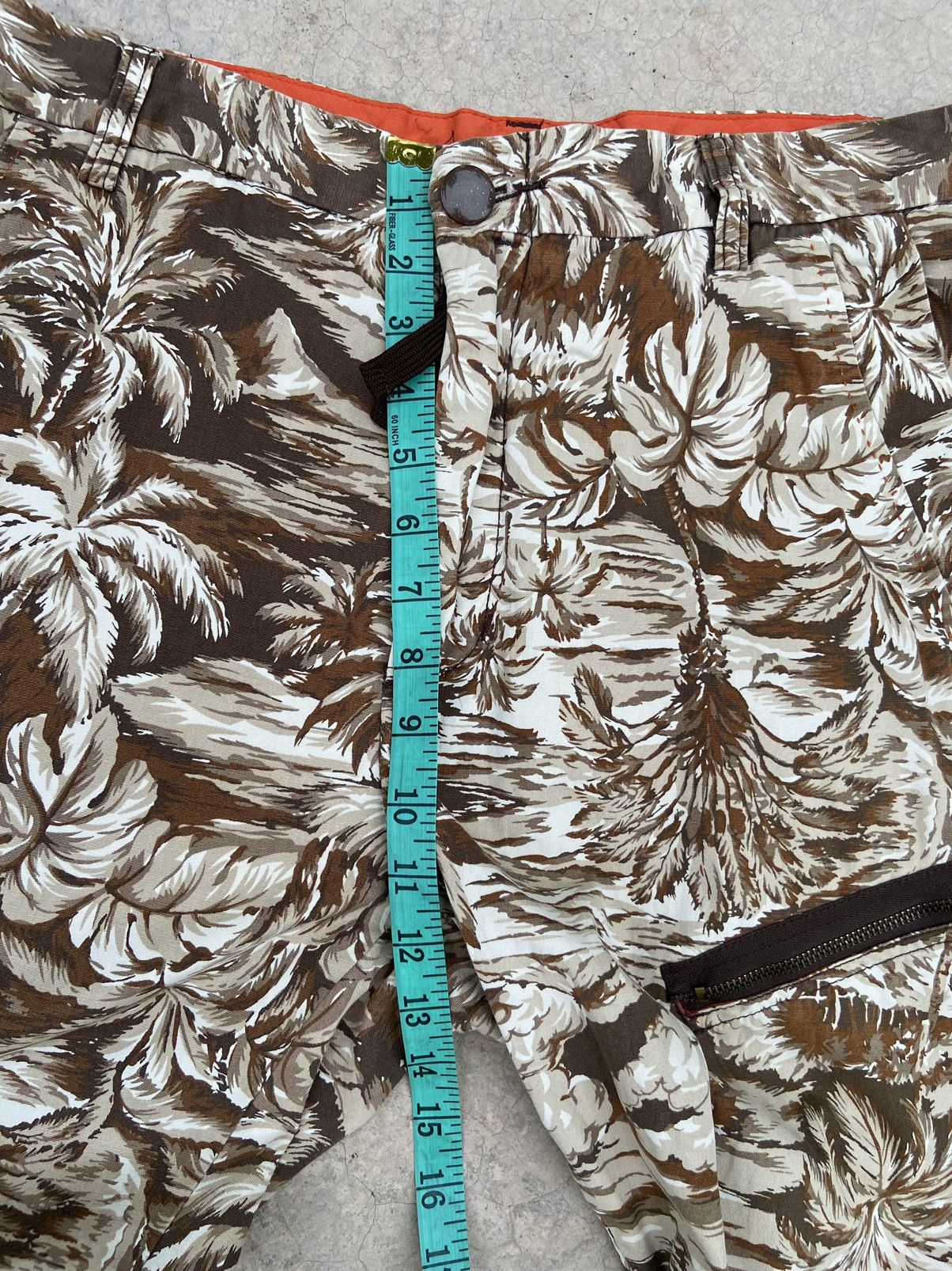 Freshjive Freshjive pants 3 quarter hawaii full print Size US 34 / EU 50 - 13 Thumbnail