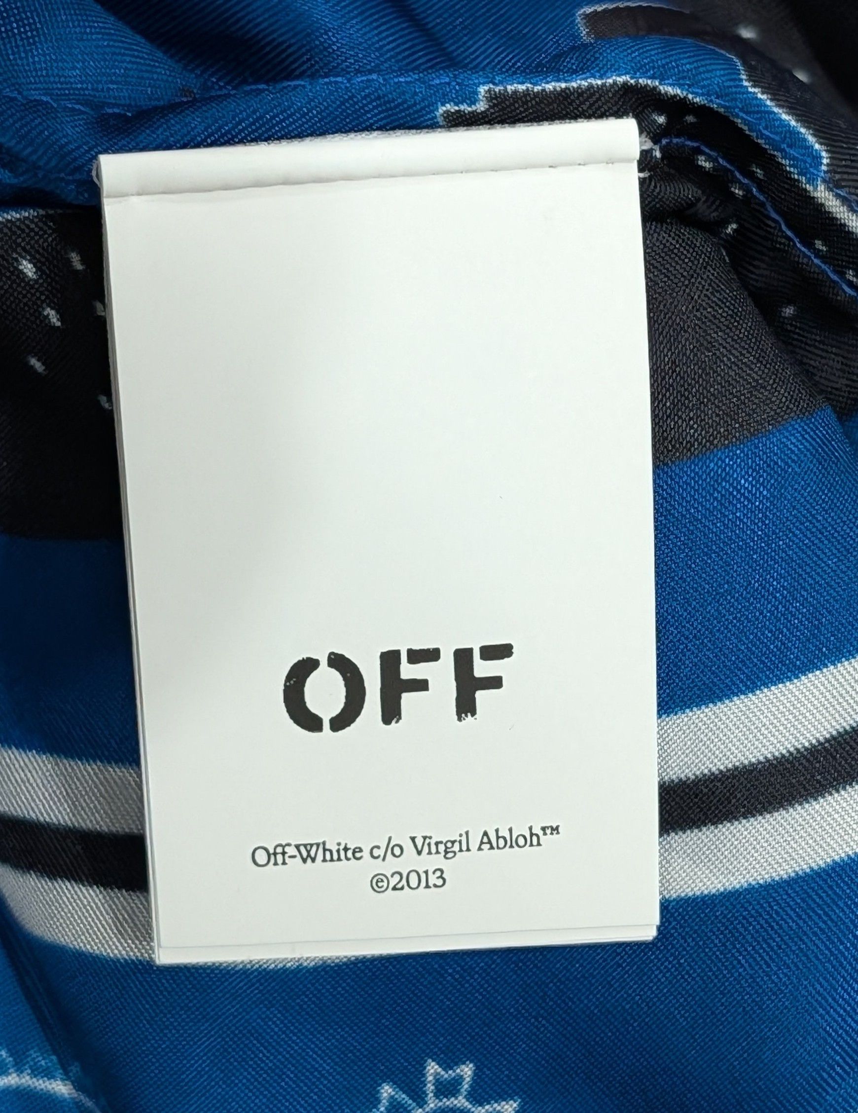 Off-White Off-White Bandana Satin Button Up Shirt Blue/Multi Medium Size US M / EU 48-50 / 2 - 7 Thumbnail