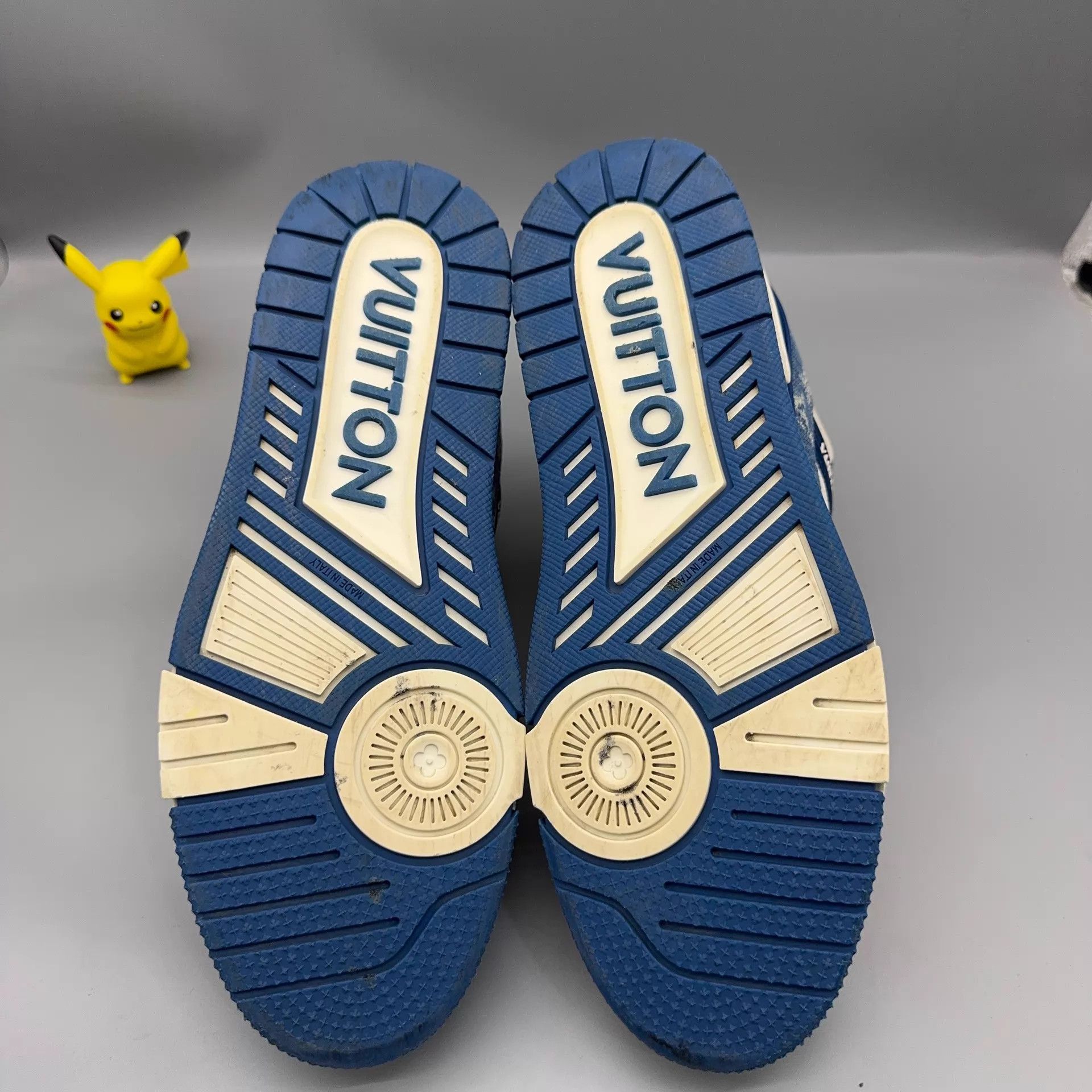 Louis Vuitton LOUIS VUITTON Trainer Denim Blue & White Size US 8 / EU 41 - 4 Thumbnail