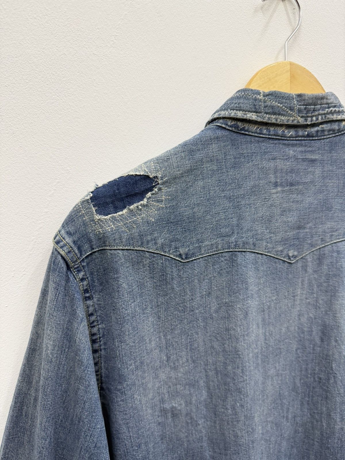 RRL Ralph Lauren Ralph Lauren RRL Distressed Cowboy Shirt Size US L / EU 52-54 / 3 - 17 Thumbnail