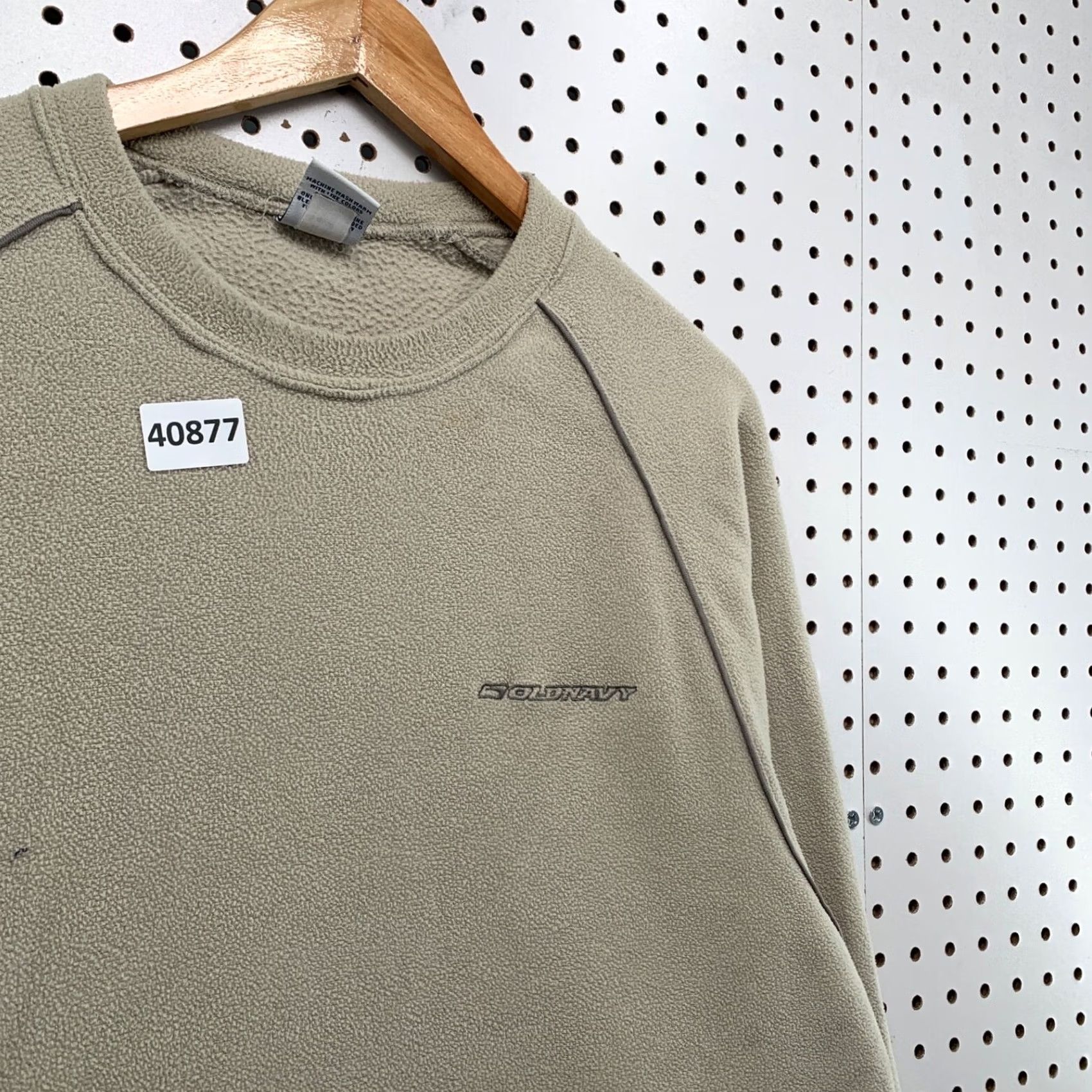 Old Navy VINTAGE Old Navy Fleece Sweatshirt Mens Large Beige Pullover Y2K Size US L / EU 52-54 / 3 - 7 Thumbnail