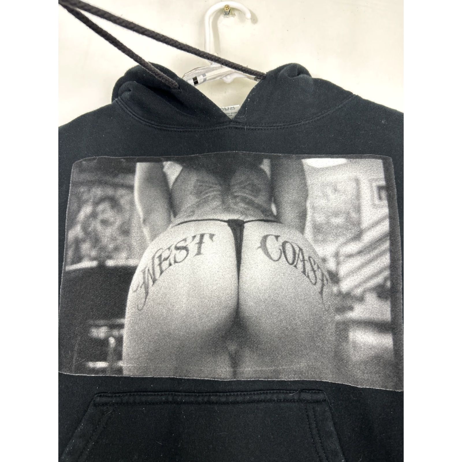 Vintage VINTAGE Estevan Oriol Womens Medium Pullover Hoodie Black West Coast Girl Booty Tattoo Size M / US 6-8 / IT 42-44 - 3 Thumbnail