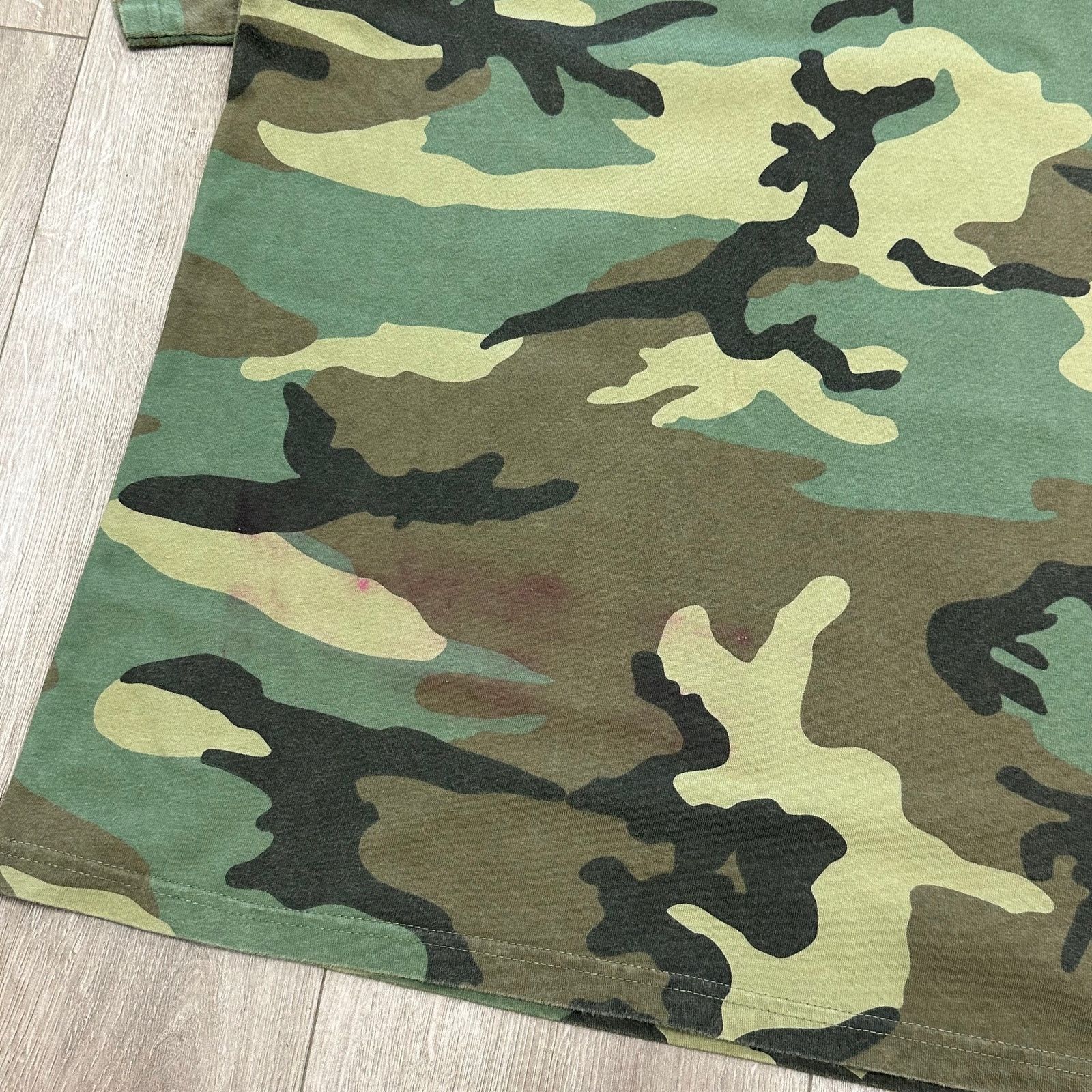 Supreme SS20 Supreme Naomi Campbell Tee T Shirt Woodland Camo Medium Size US M / EU 48-50 / 2 - 6 Thumbnail