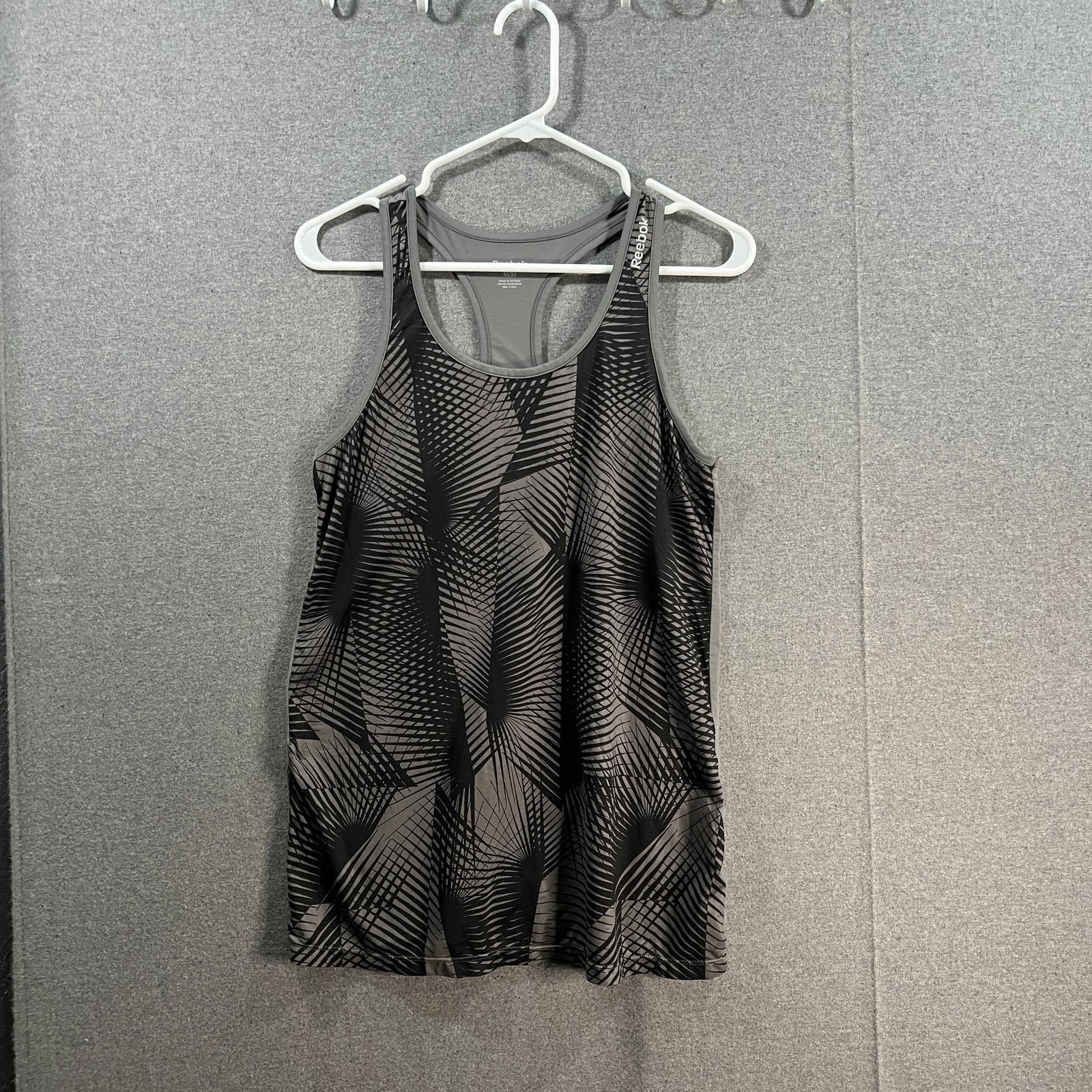 Reebok Reebok Tank Top Shirt Women Size M Gray Color Outdoor Size M / US 6-8 / IT 42-44 - 1 Thumbnail