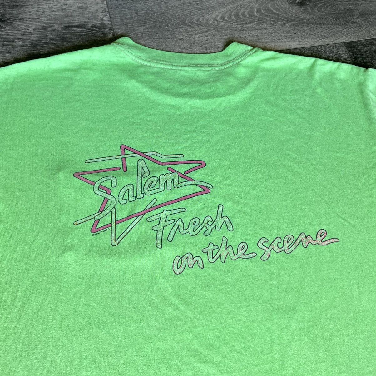 Vintage Vintage 90s Salem Cigarettes Fresh on the Scene Pocket Tee Size US XL / EU 56 / 4 - 3 Thumbnail