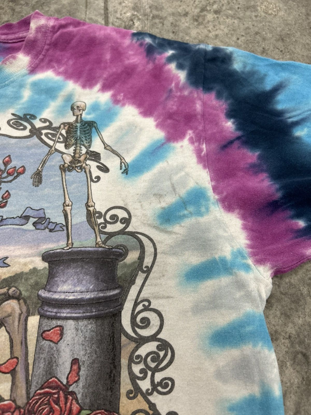 Vintage Vintage 00s Grateful Dead tie dye t shirt Size US M / EU 48-50 / 2 - 6 Thumbnail