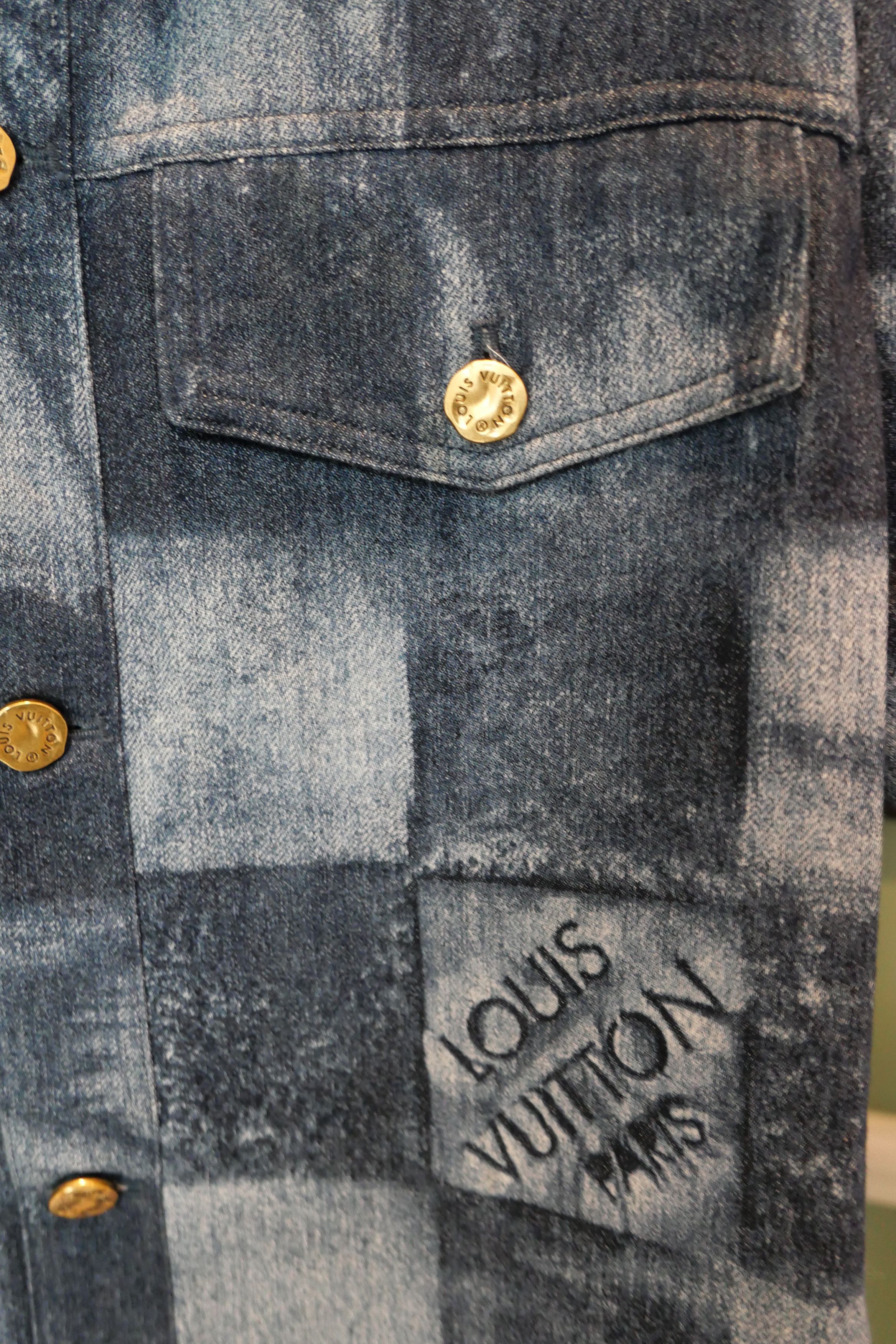 Louis Vuitton Louis Vuitton Denim Shirt Size US M / EU 48-50 / 2 - 4 Thumbnail