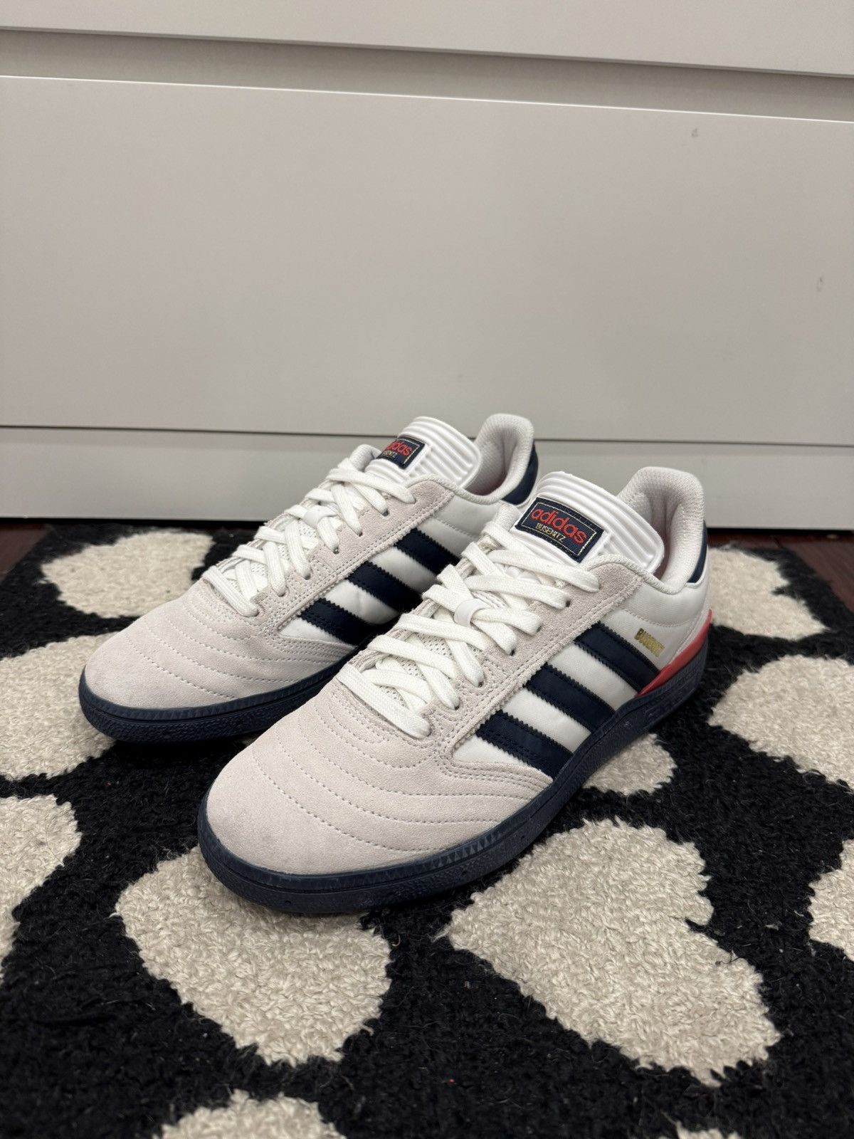 Adidas Adidas Busenitz Shoes Size 8 Worn Once Size US 8 / EU 41 - 1 Thumbnail