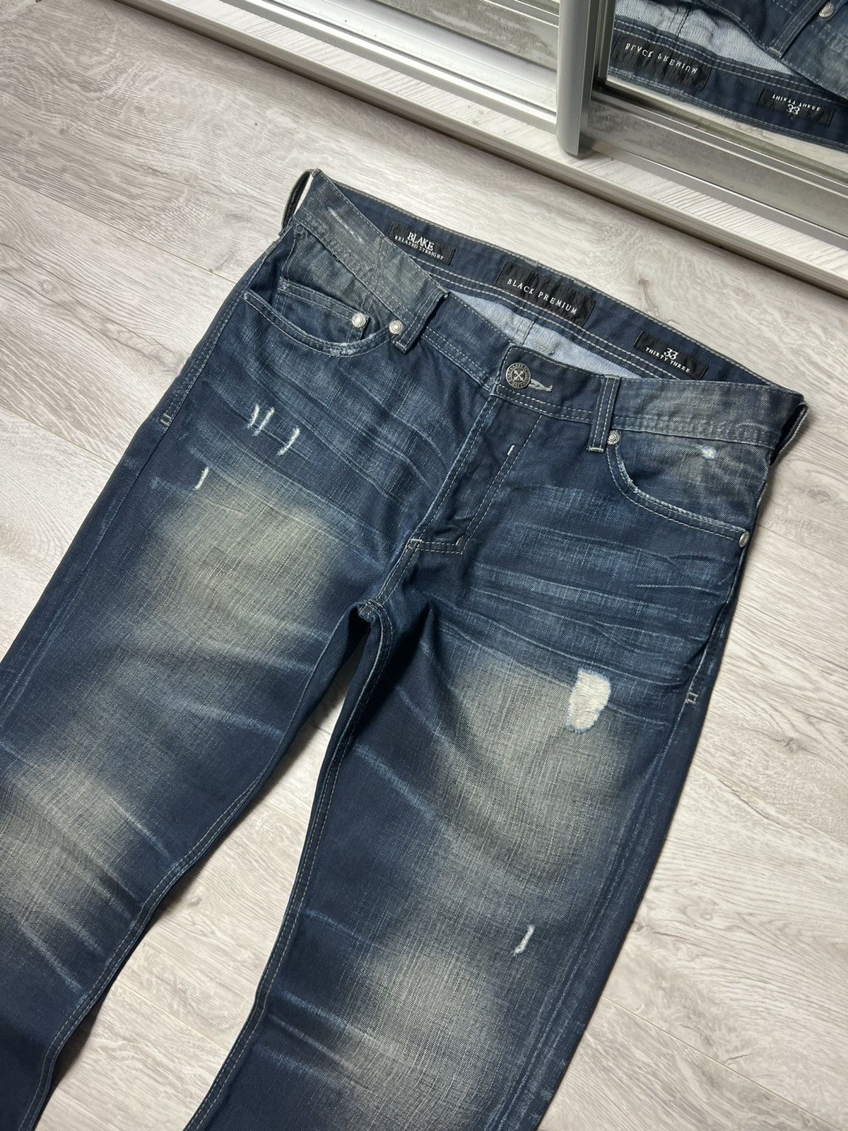 Affliction Vintage Affliction Straight Fit Jeans Distressed Denim Pants Size US 33 - 9 Thumbnail