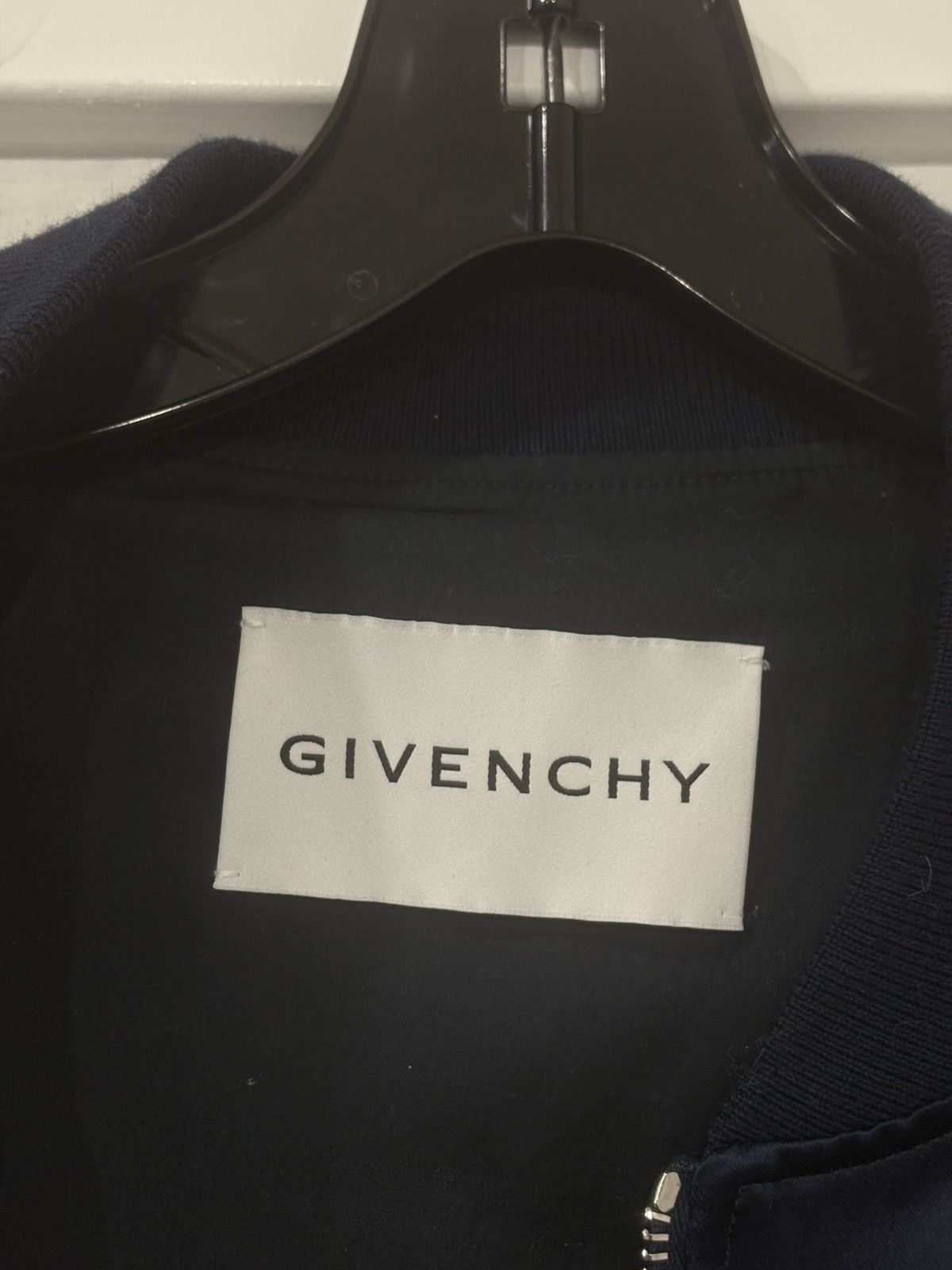 Givenchy Givenchy Men's Satin Logo Bomber Jacket Size US L / EU 52-54 / 3 - 6 Thumbnail