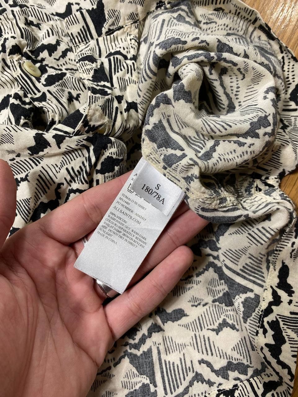 Allsaints Hawaiian shirt allsaints streetwear y2k shirt Size US S / EU 44-46 / 1 - 7 Thumbnail