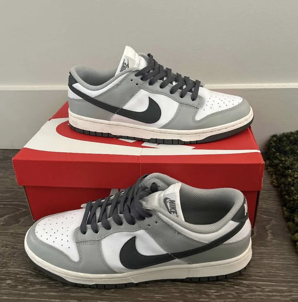 Nike Nike Dunk Low Light Smoke Grey Size US 12 / IT 42 - 2 Thumbnail