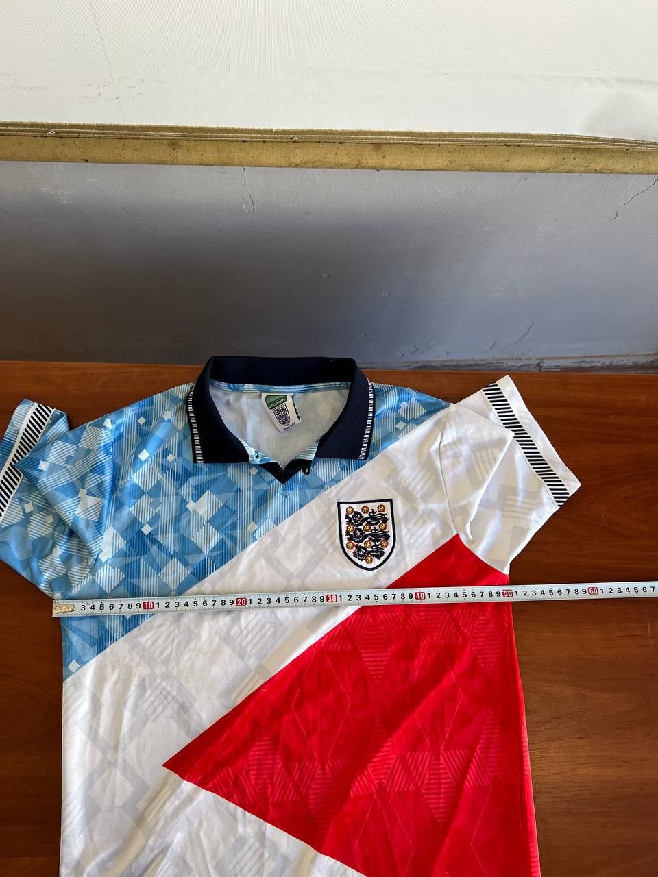 Sports Specialties 1990/92 ENGLAND TEAM SCORE DRAW REMAKE SOCCER JERSEY SHIRT M Size US M / EU 48-50 / 2 - 20 Thumbnail