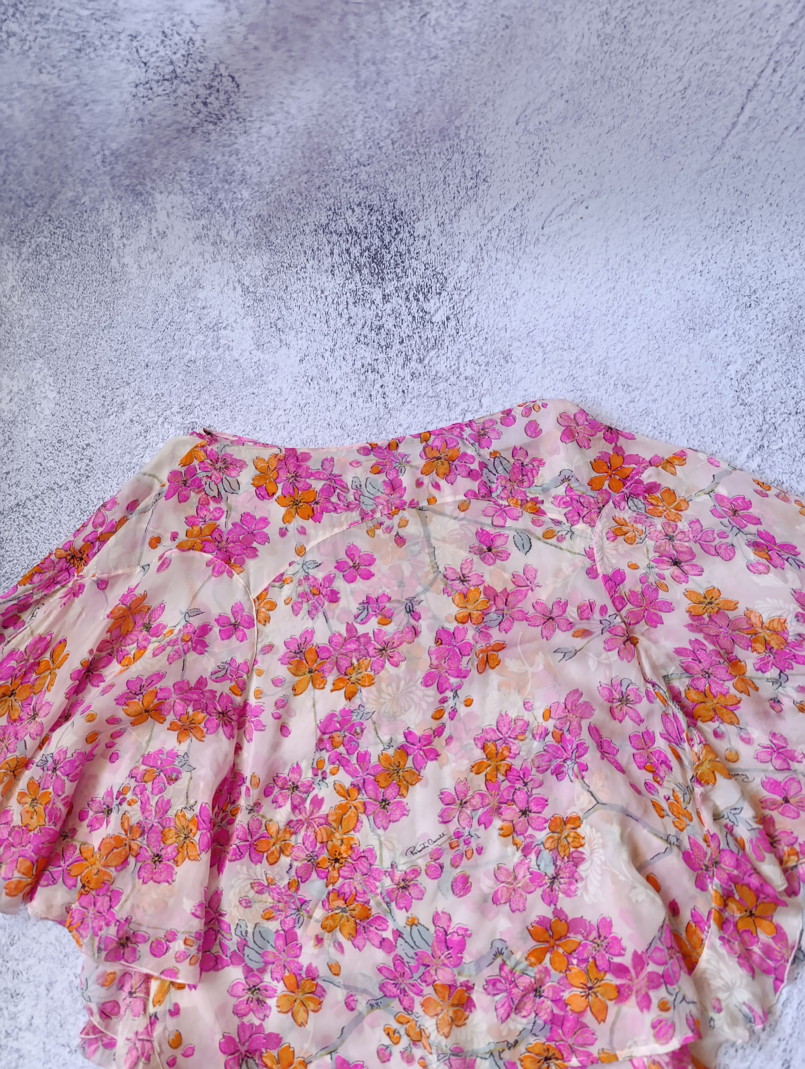 Roberto Cavalli ROBERTO CAVALLI VINTAGE SILK BLOUSE WITH FLOWERS PRINT Size S / US 4 / IT 40 - 14 Thumbnail