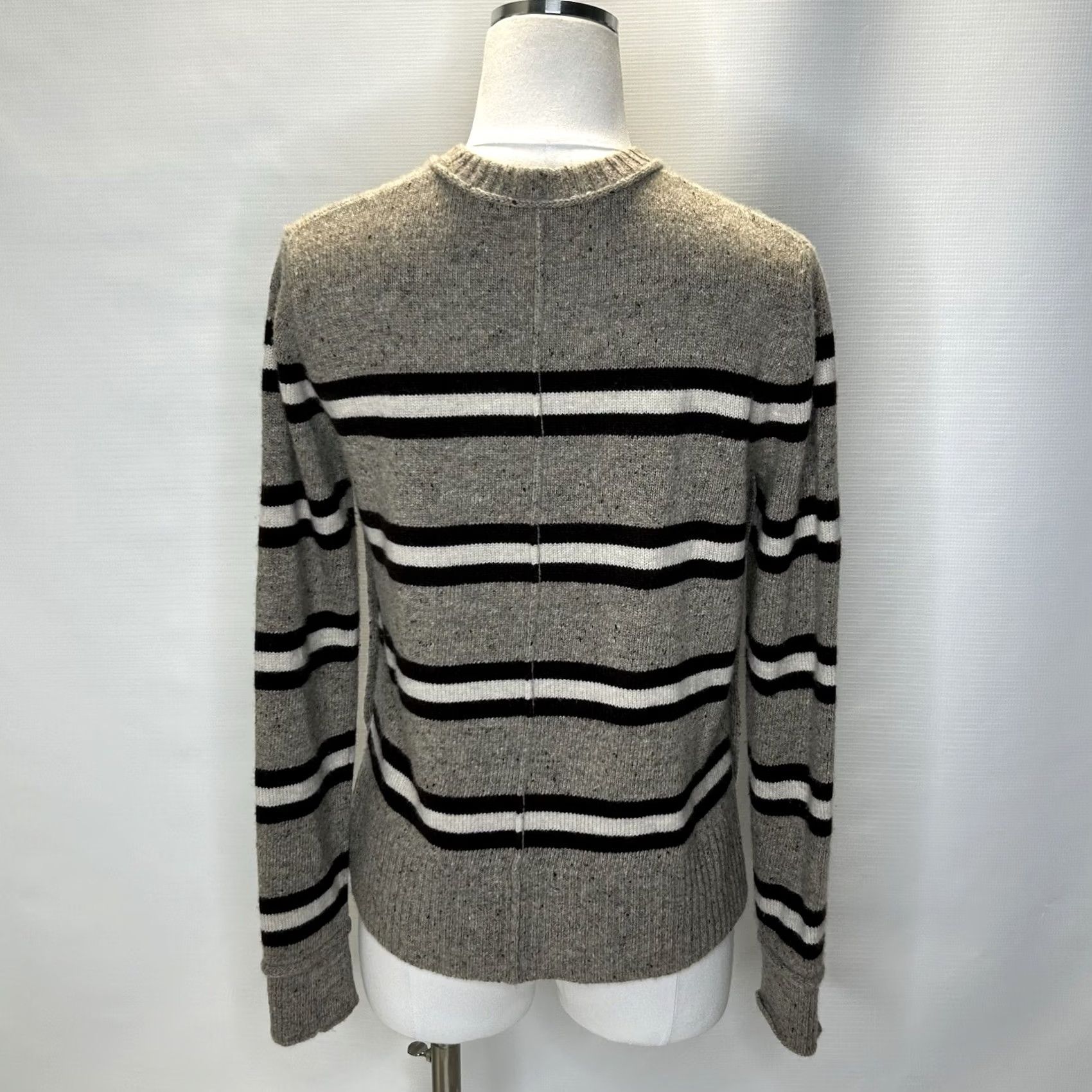 Autumn Cashmere VINTAGE Women's Autumn Cashmere Brown Striped Side Button Sweater Size Small Size S / US 4 / IT 40 - 3 Thumbnail