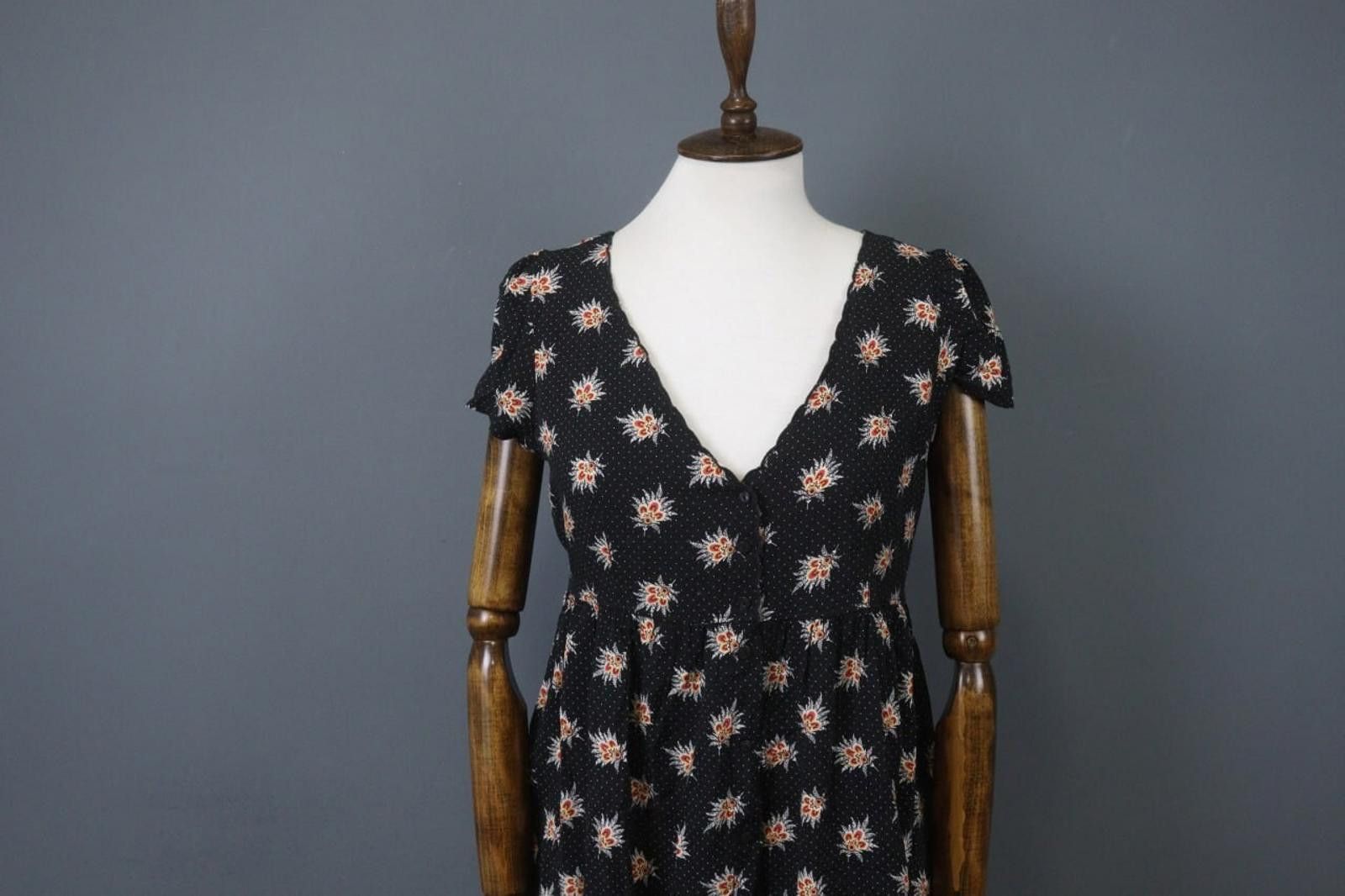 Polo Ralph Lauren Ralph Lauren Black Floral 100%Viscose Sheath Dress Size M Size M / US 6-8 / IT 42-44 - 2 Thumbnail