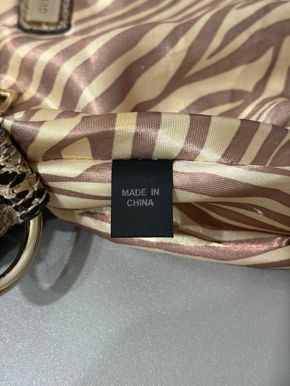 Guess Vintage GUESS Y2K Brown Monogram Snake Print Bag Large GLogo Size ONE SIZE - 16 Thumbnail
