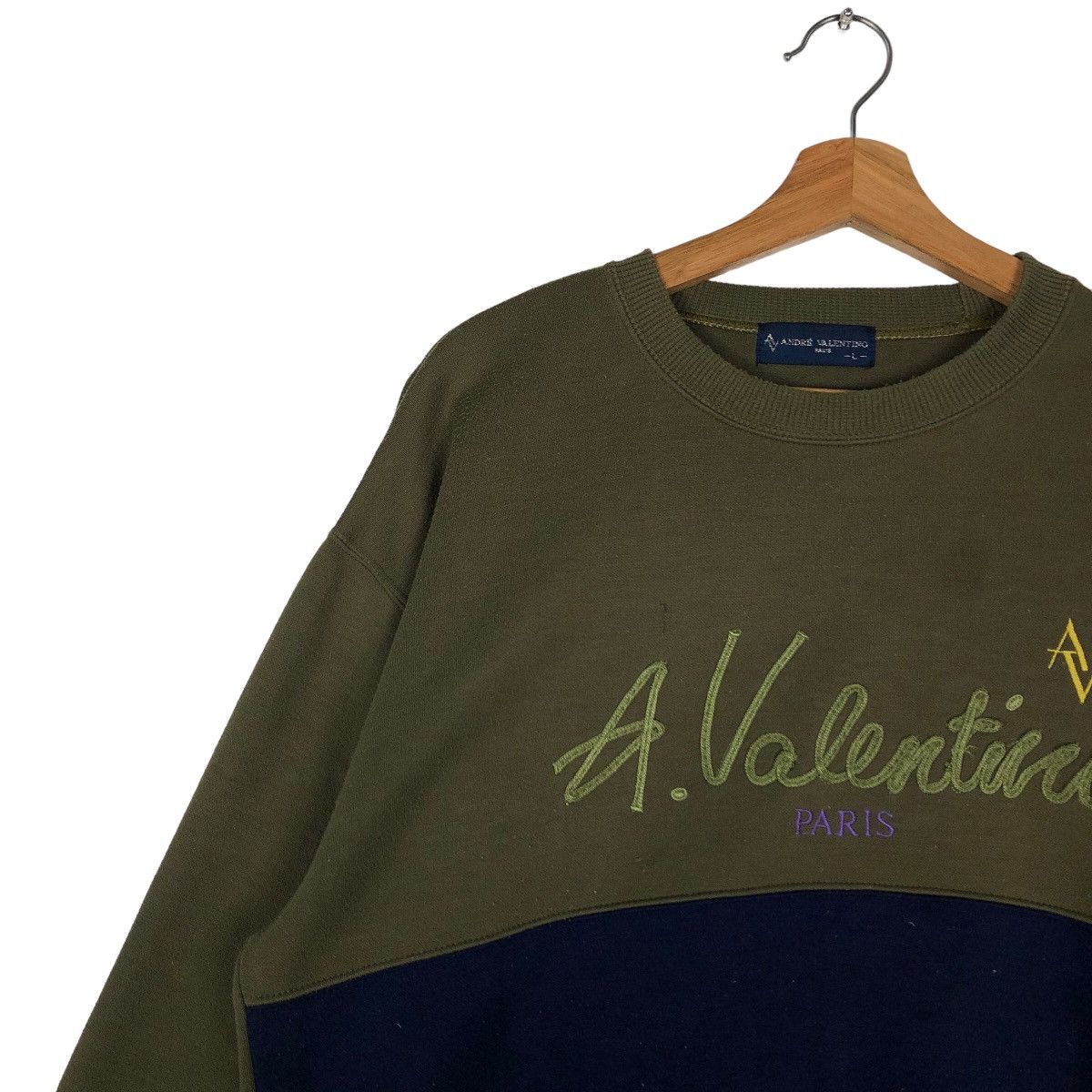 Japanese Brand 🔥90’s Vintage Andre Valentino Paris Sweatshirt Big Logo Size US L / EU 52-54 / 3 - 7 Thumbnail