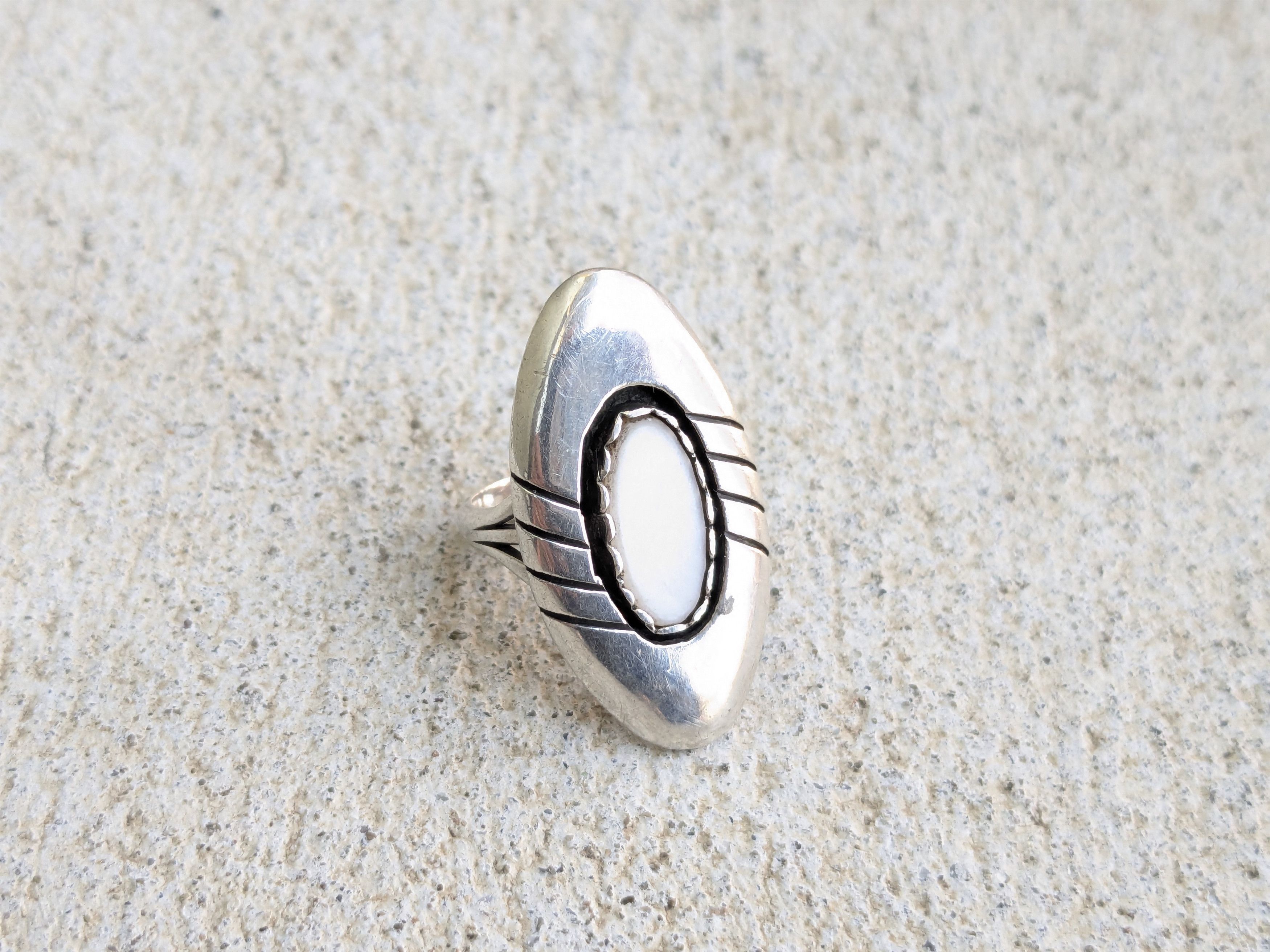 Jewelry × Vintage Vintage Patricia Platero Sterling Silver Ring Mother Pearl Size ONE SIZE - 2 Thumbnail