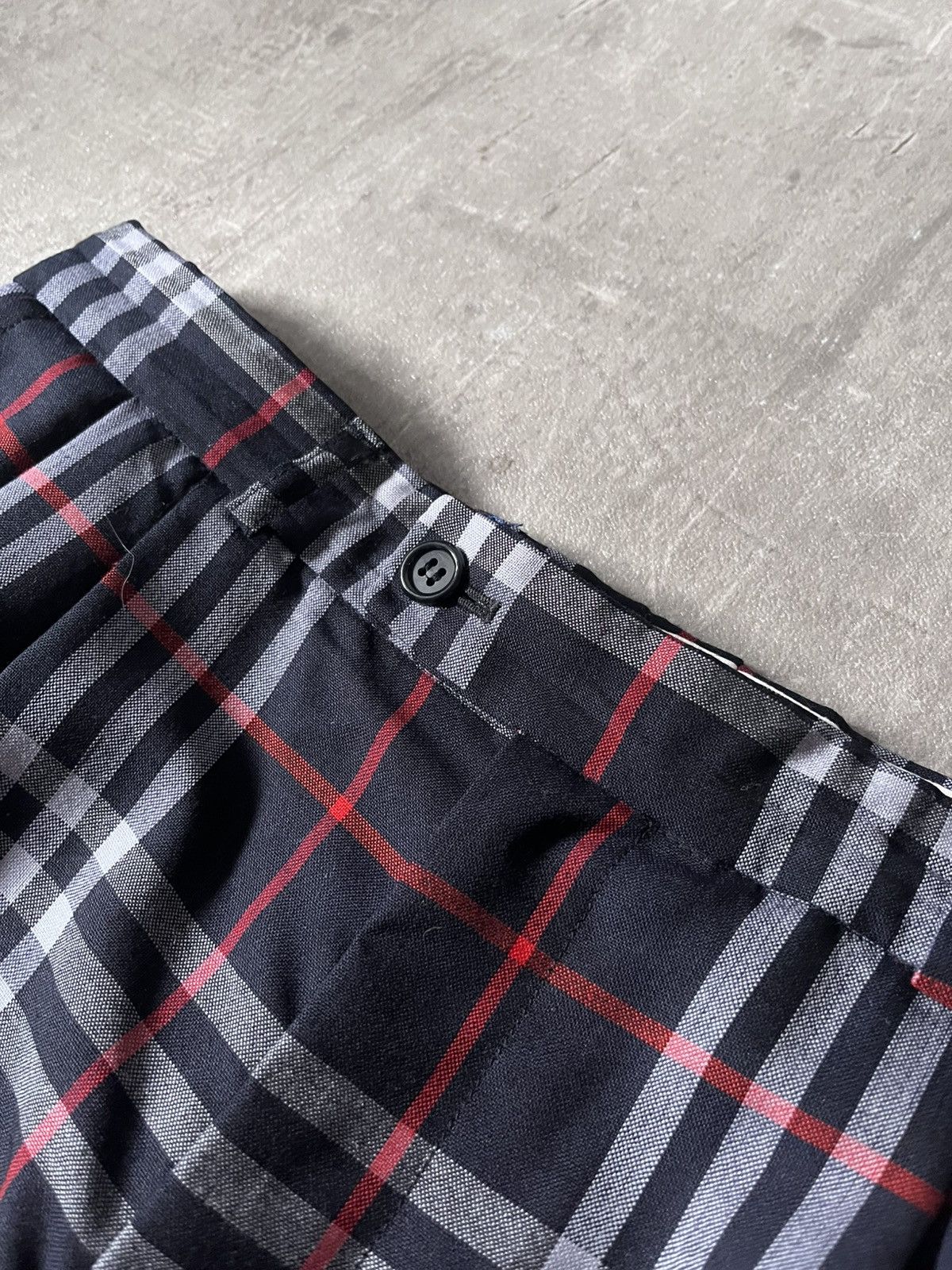 Burberry Burberrys Nova check wool pants navy Size US 32 / EU 48 - 6 Thumbnail