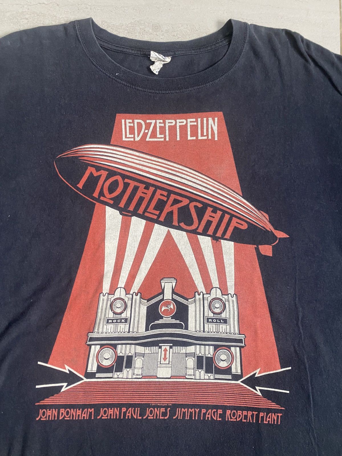 Led Zeppelin VINTAGE LED ZEPPELIN BAND TEES Size US XXL / EU 58 / 5 - 2 Thumbnail