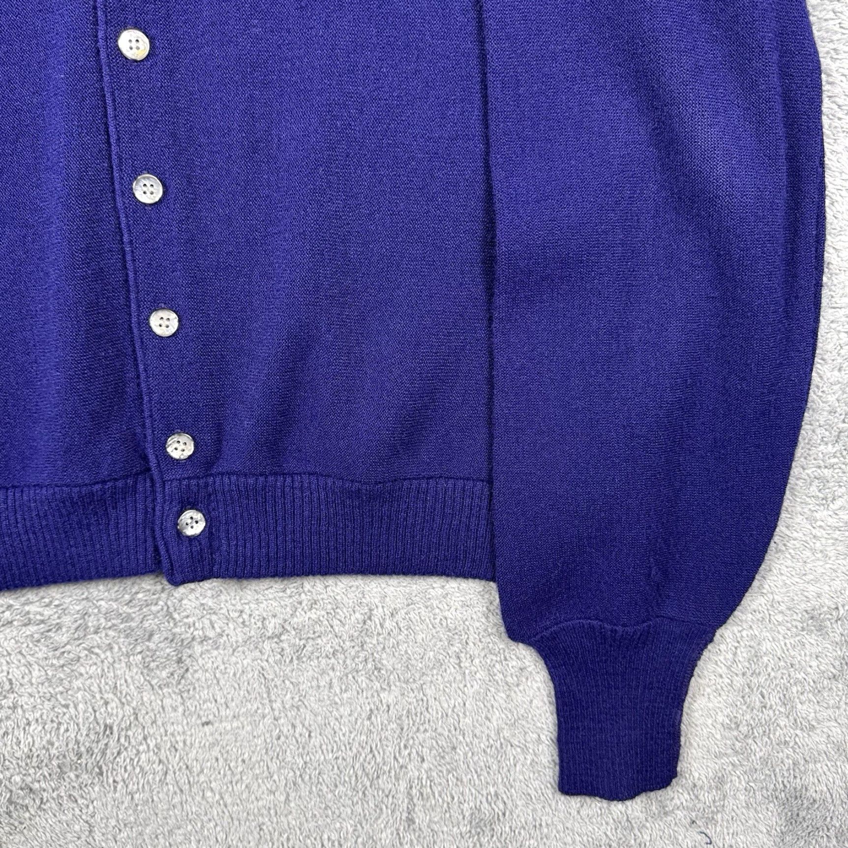 Vintage VINTAGE Bemidji Woolen Mills Men 44R (M) Pure Wool Cardigan Sweater Knit Grandpa Cardigan Wool Blue Mens 44R Winter Fall Spring 1960s USA Size US L / EU 52-54 / 3 - 3 Thumbnail