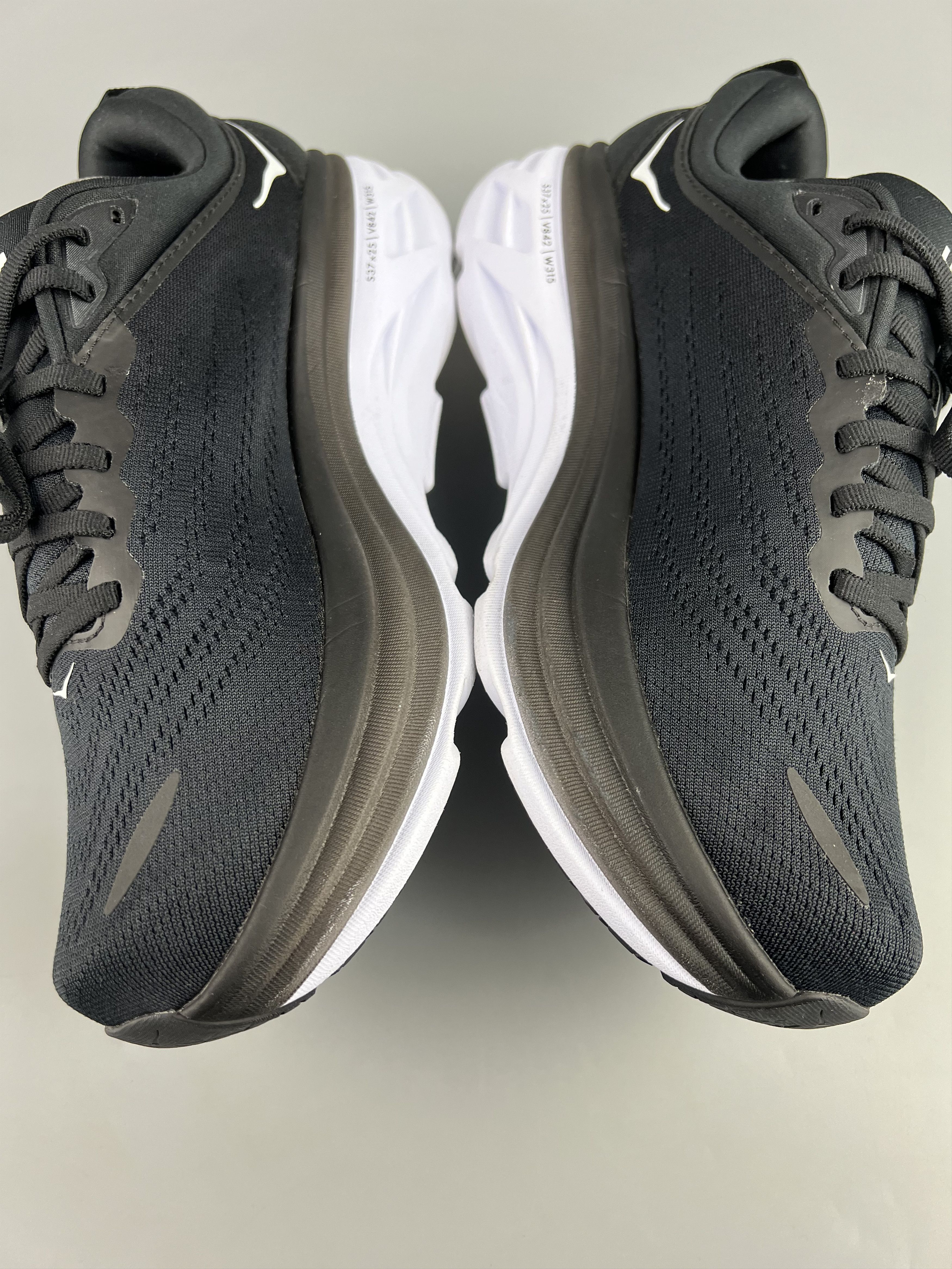 Hoka 8 4E Hoka One One Bondi 8 X-Wide Running Shoes Walking Gym Size US 8 / EU 41 - 6 Thumbnail