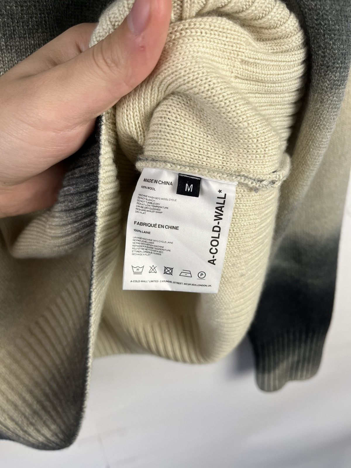 A-COLD-WALL* A-COLD-WALL* Gradient Merino Wool Crewneck Bone Sweater Size US M / EU 48-50 / 2 - 7 Thumbnail