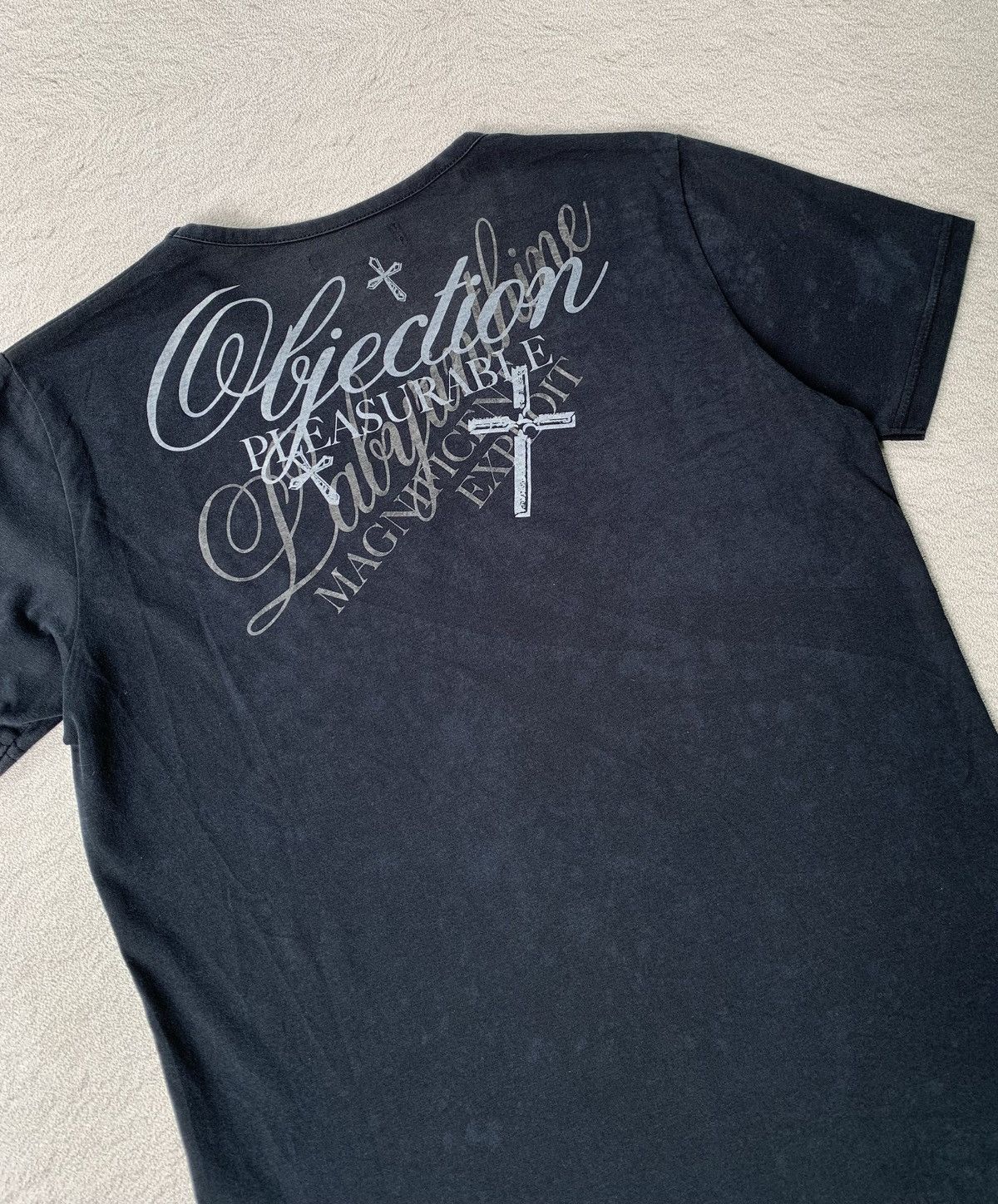 14th Addiction 2000s Sorridere Cross V-neck Tshirt Size US L / EU 52-54 / 3 - 6 Thumbnail