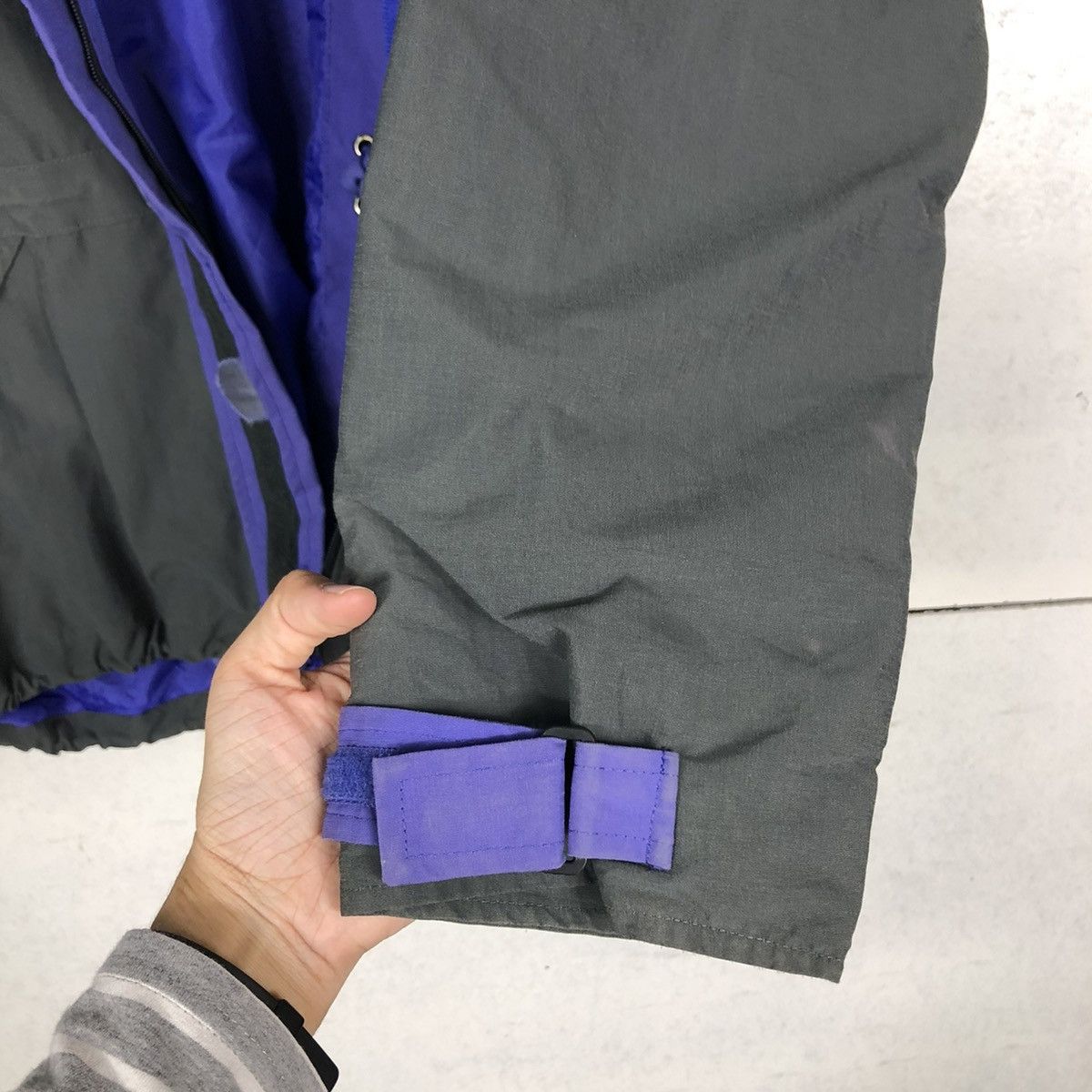 Adidas 🔥VINTAGE BOMBER JACKET ADIDAS ADVENTURE DOUBLE COLOUR Size US L / EU 52-54 / 3 - 12 Thumbnail