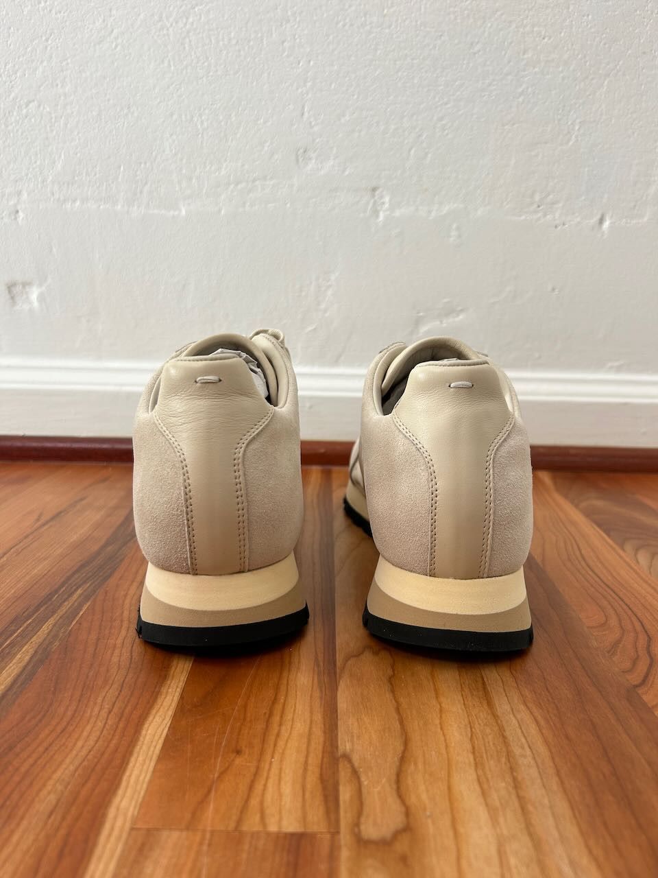 Maison Margiela MAISON MARGIELA White Replica Runner Sneakers Size US 6 / EU 39 - 5 Thumbnail