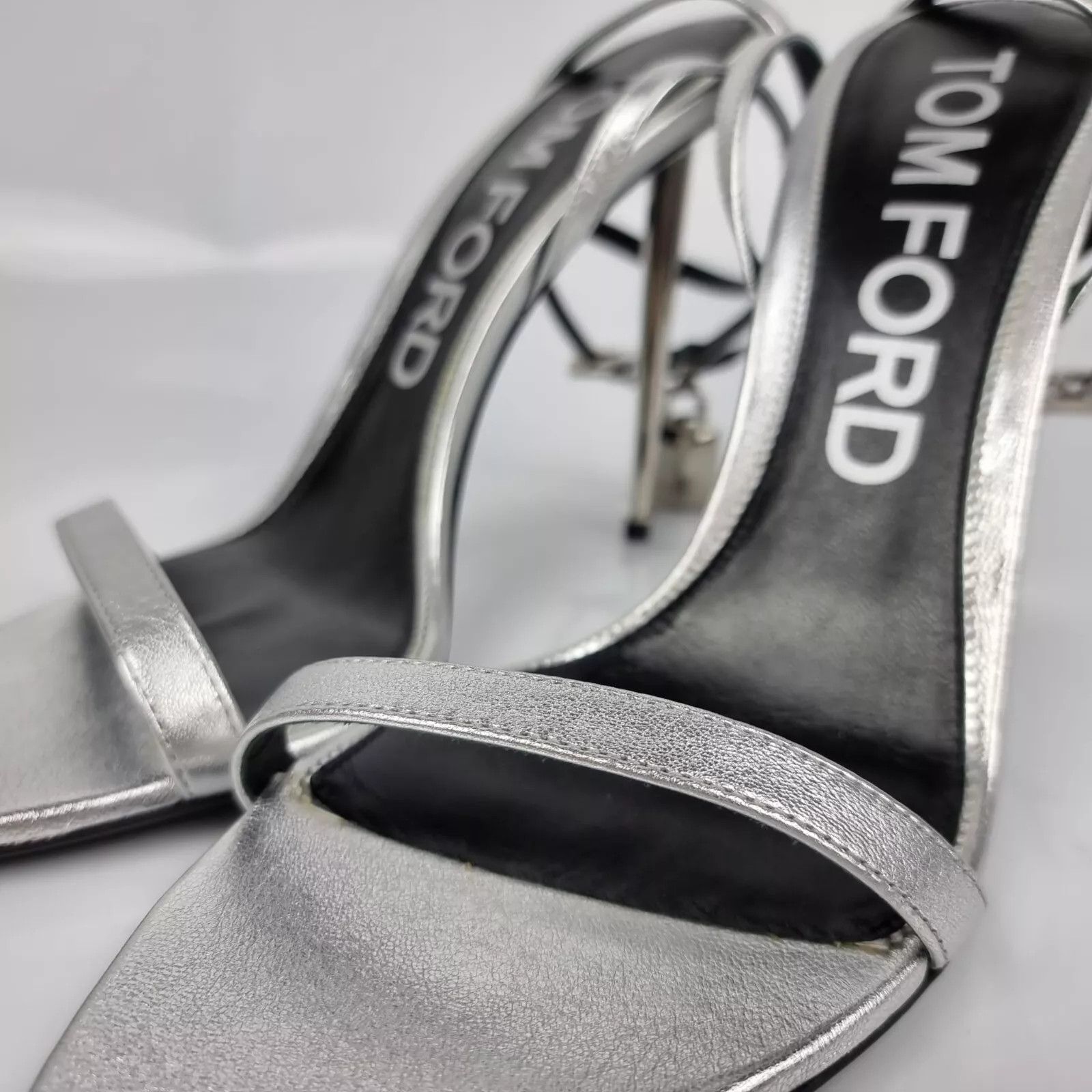 Tom Ford TOM FORD Padlock Silver Laminated Leather 105mm Sandals Size US 7.5 / IT 37.5 - 6 Thumbnail