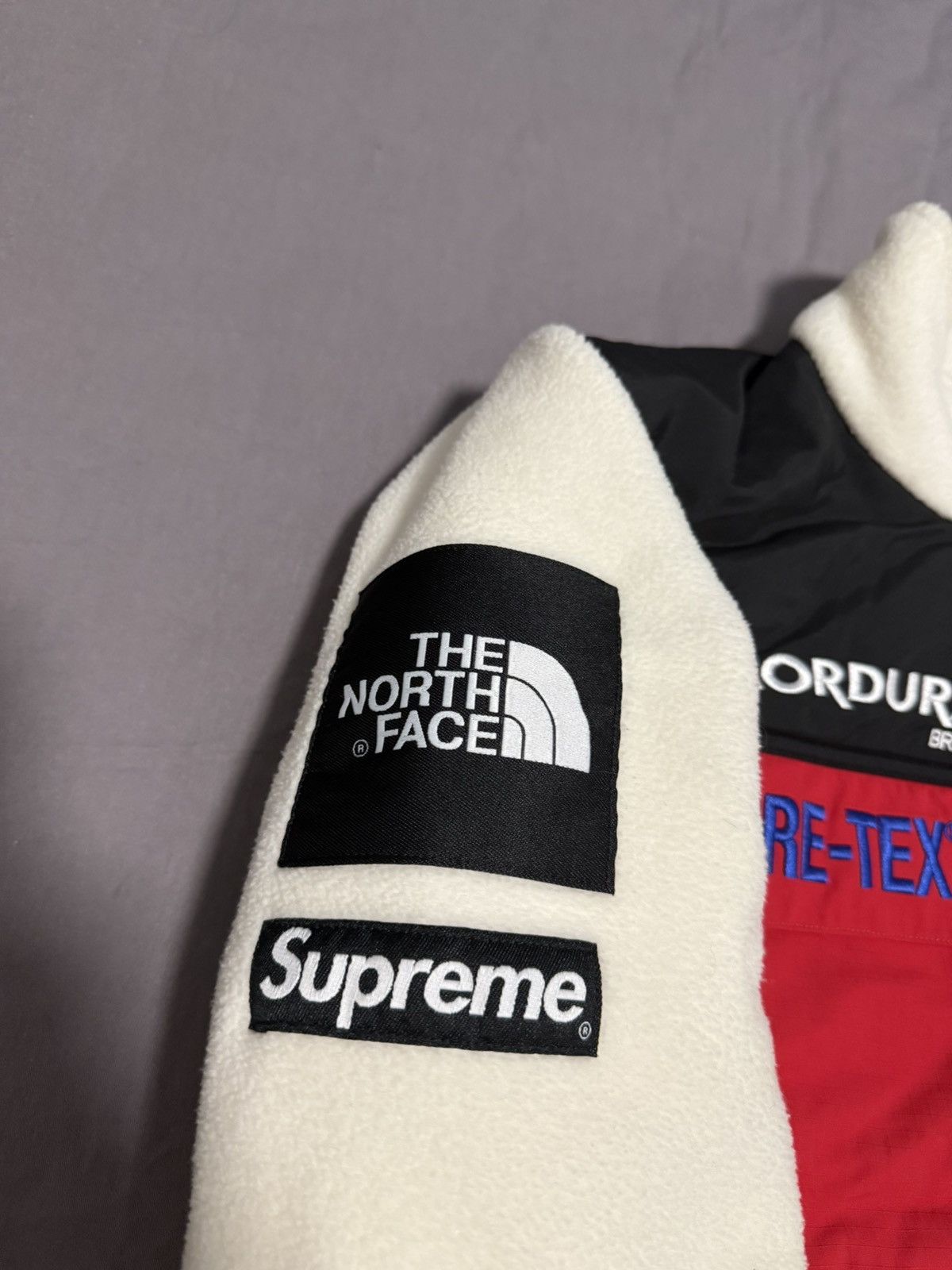 Supreme × The North Face Supreme tnf north face expedition fleece jacket white red Size US S / EU 44-46 / 1 - 3 Thumbnail