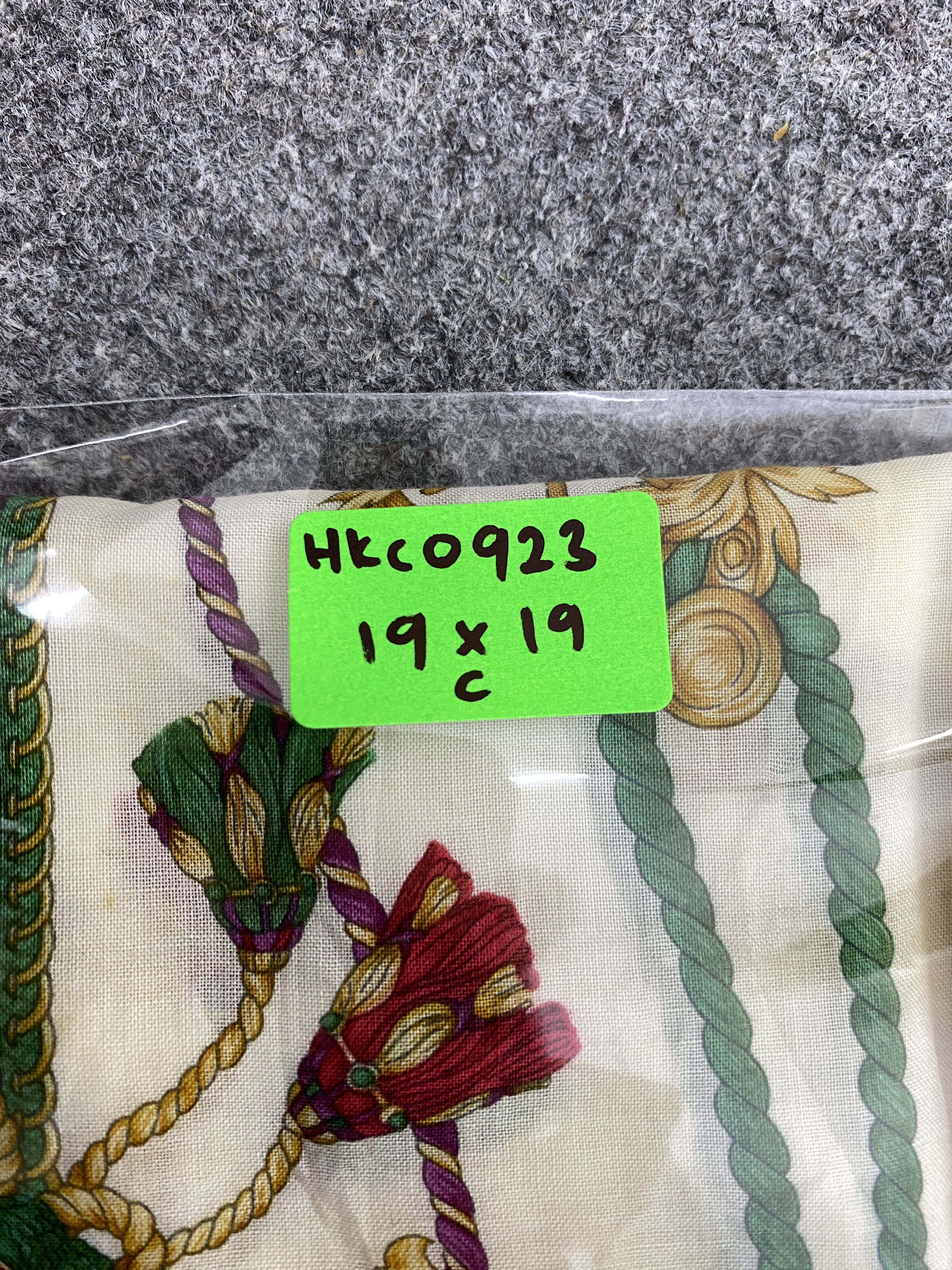 Trussardi Vintage Trussardi Handkerchief / Neckerchief HKC0923 Size ONE SIZE - 7 Thumbnail