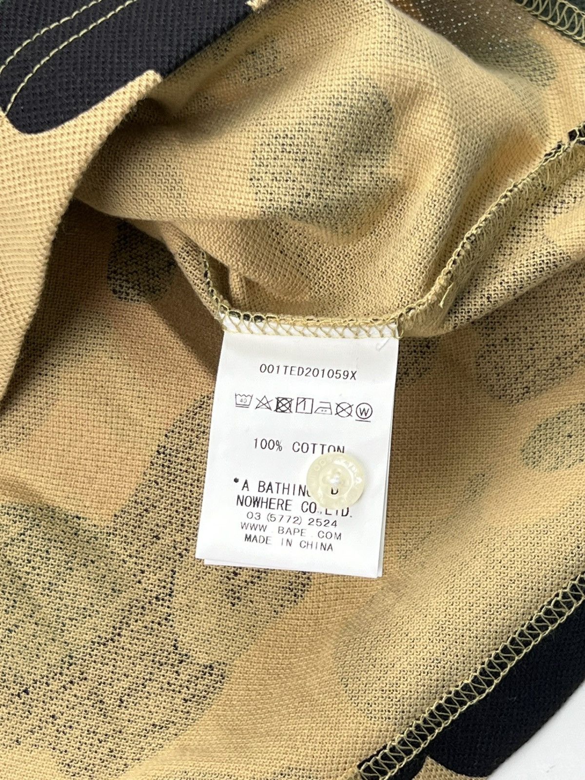 Bape Shark polo M Size US M / EU 48-50 / 2 - 8 Thumbnail