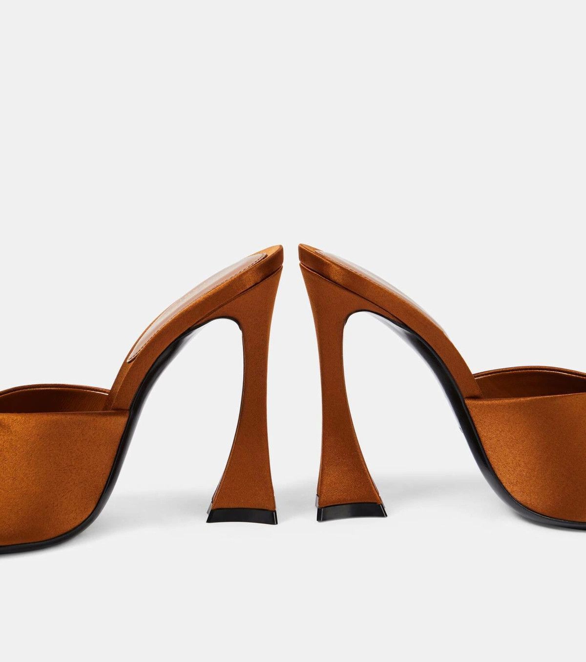 Saint Laurent Paris o1bcso1str1225 Heels in Brown Size US 8 / IT 38 - 4 Thumbnail