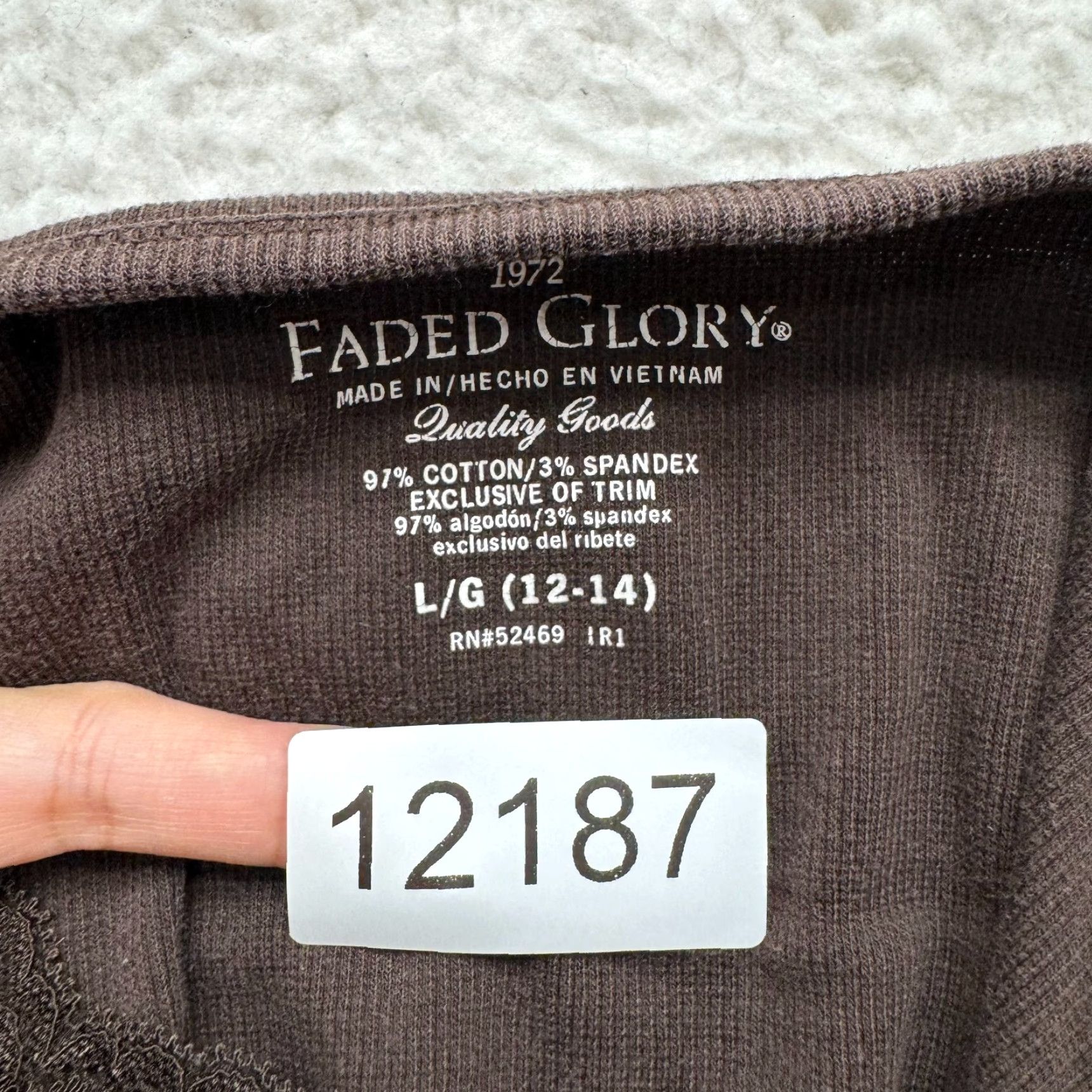 Faded Glory Y2K Vintage Camisole Tank Top L Brown Knit Lace Grunge Whimsigoth Boho Fairy Shirt Mens Girls Womens? Size L / US 10 / IT 46 - 6 Thumbnail